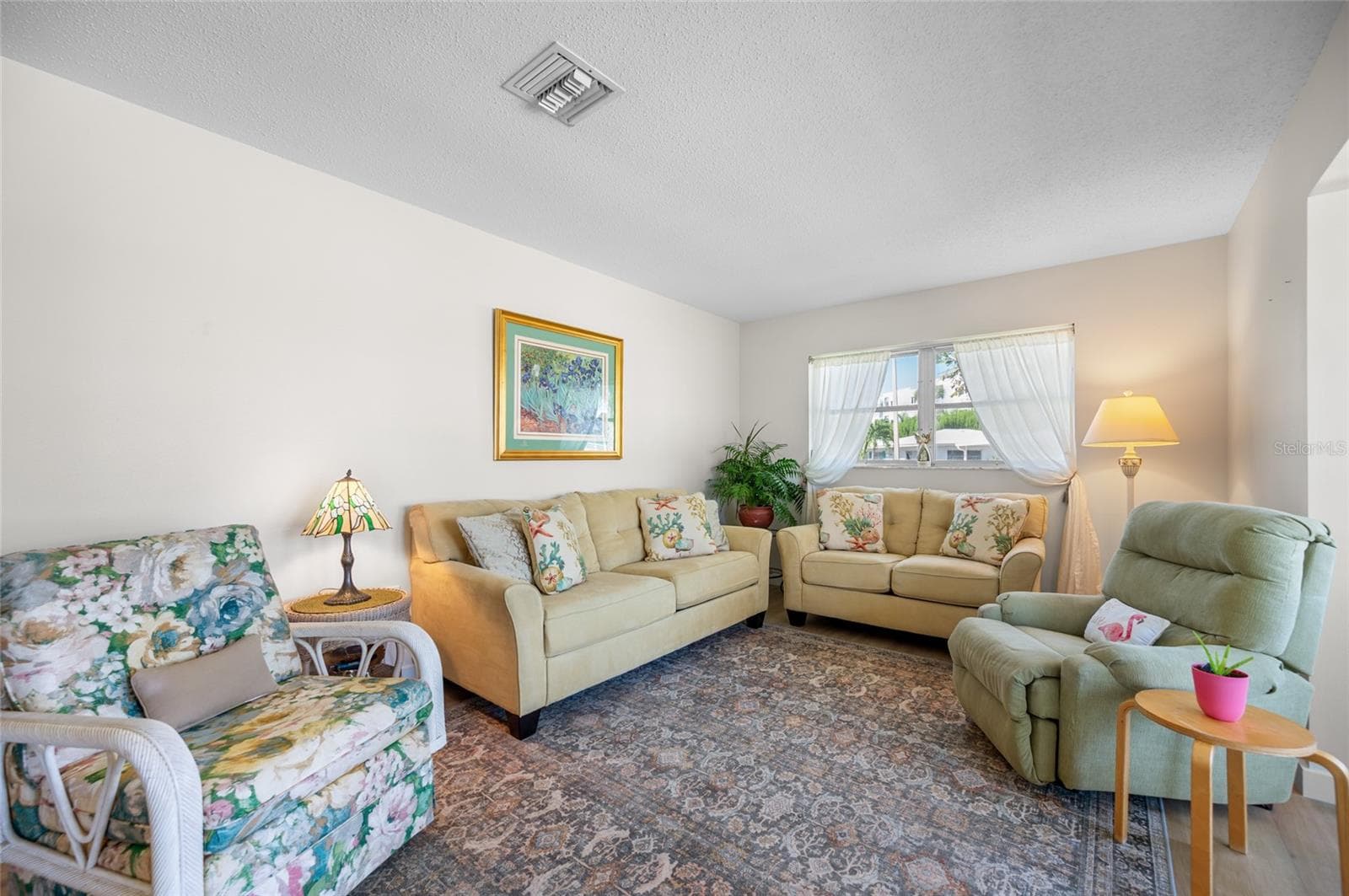 Living Room - 1977 BEACH RD #69, ENGLEWOOD