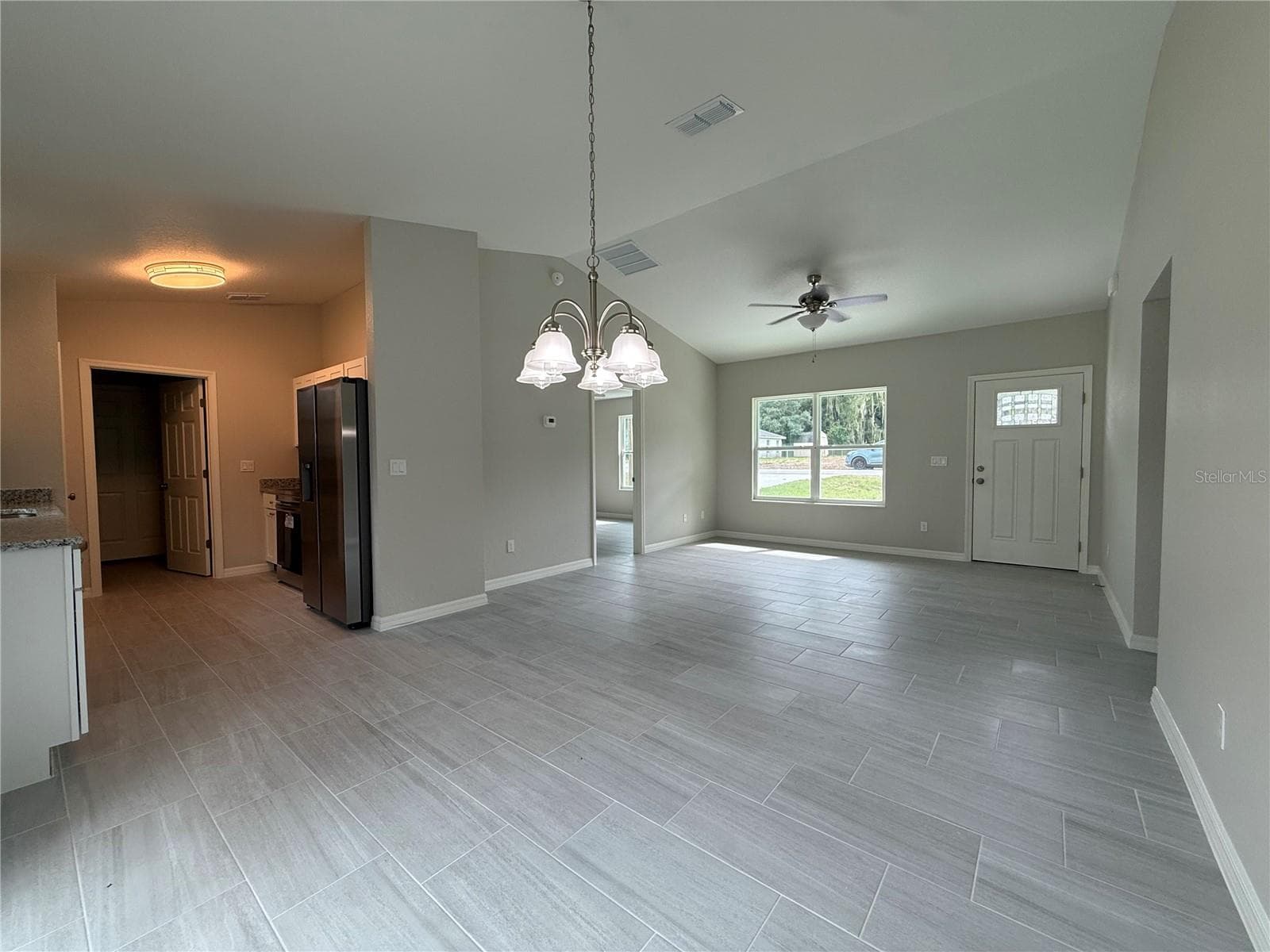 Single Family Residence at 13 LOCUST RUN, OCALA, photo 2 of 16