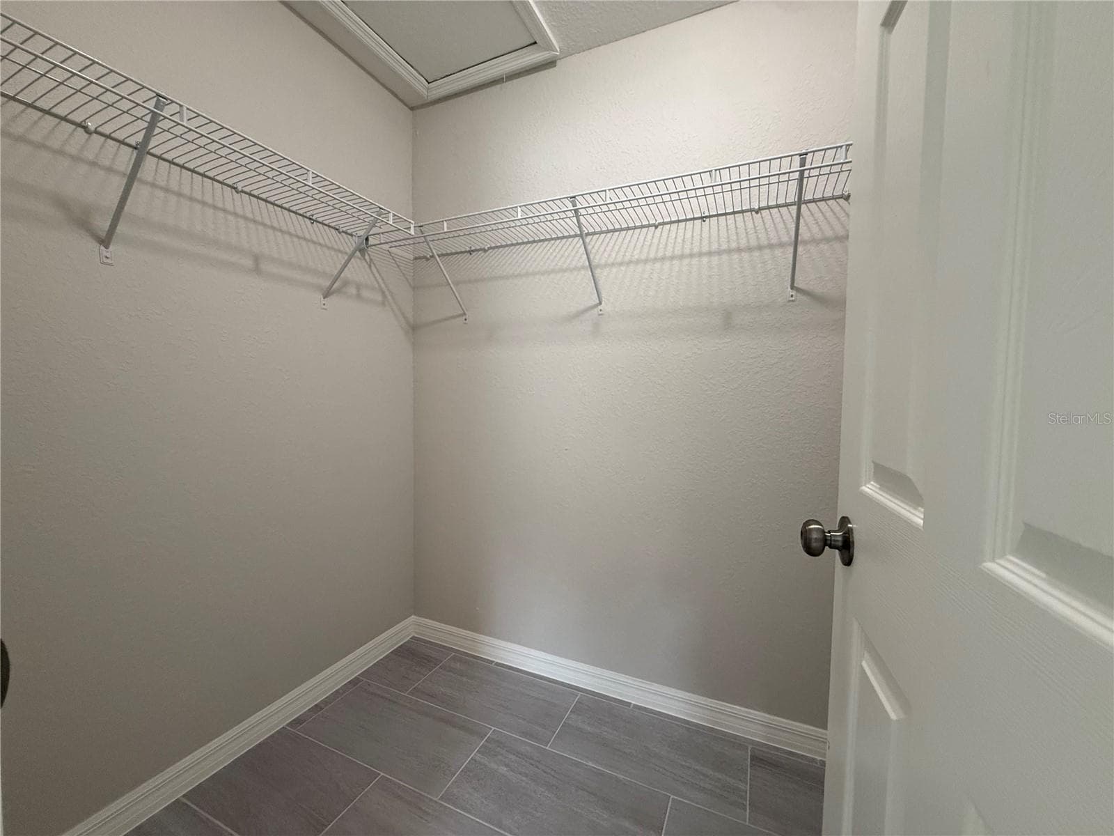 Single Family Residence at 13 LOCUST RUN, OCALA, photo 11 of 16