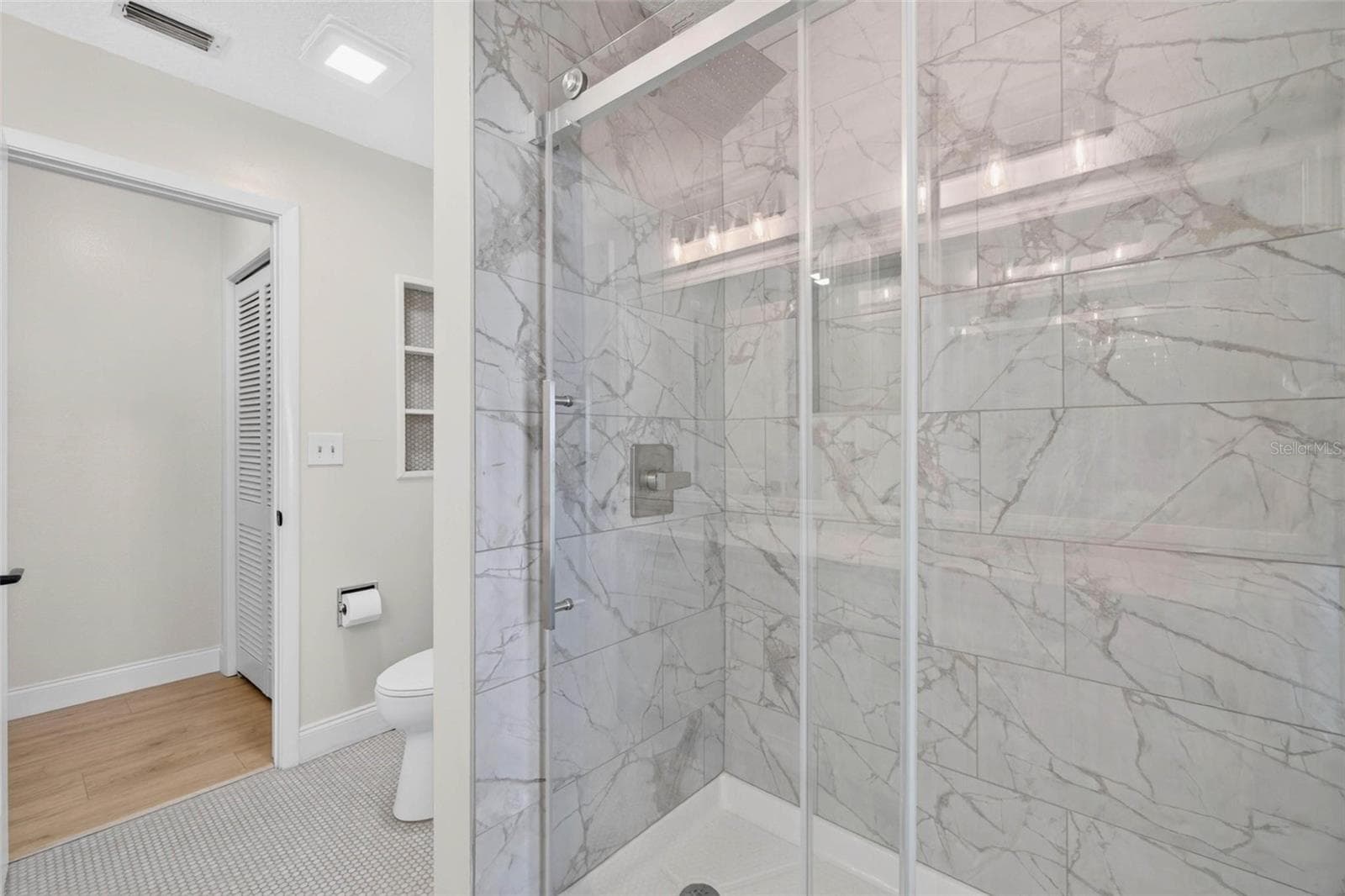 Villa at 456 LAKEVIEW DR #5, PALM HARBOR, photo 9 of 22
