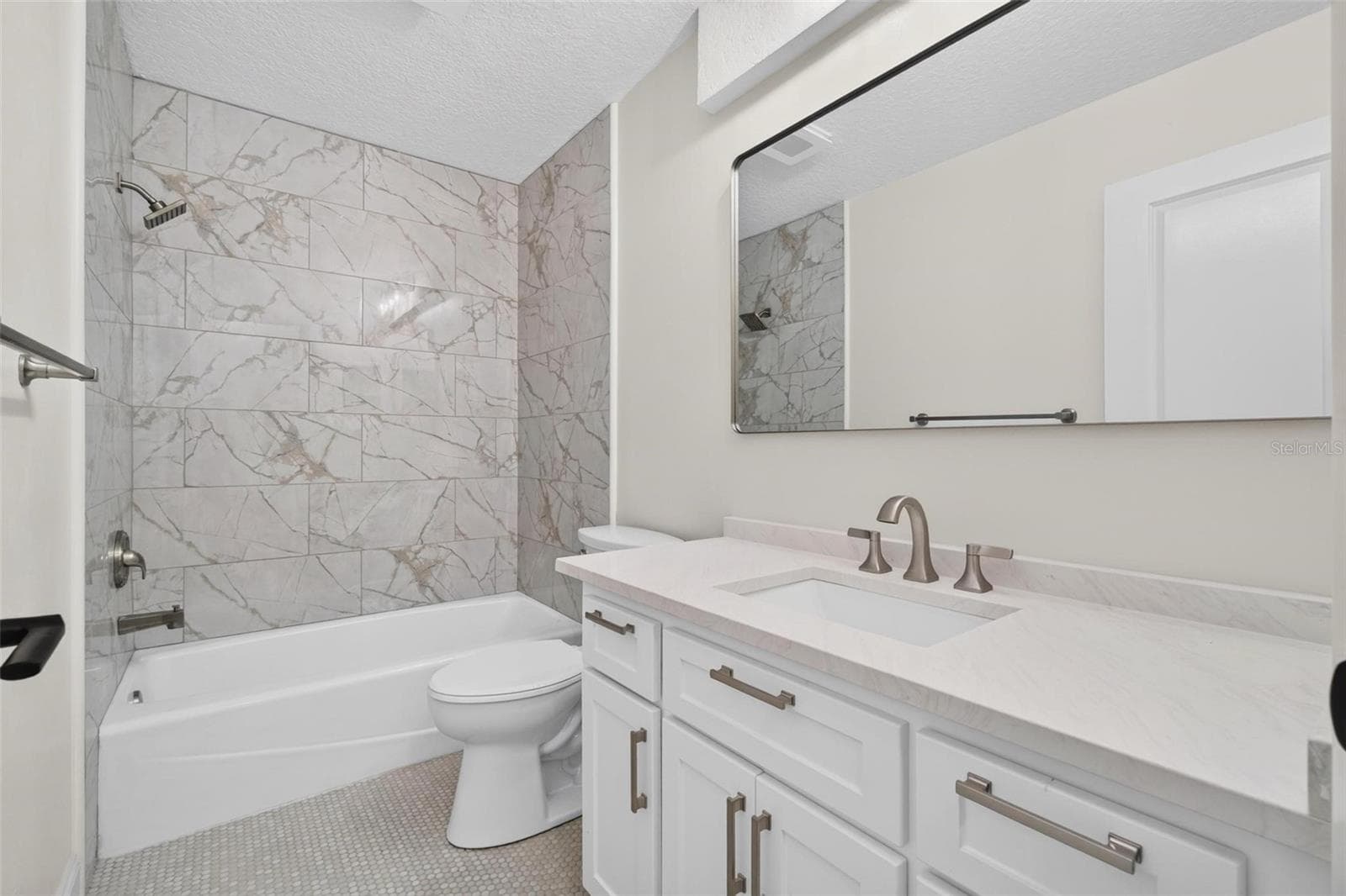 Villa at 456 LAKEVIEW DR #5, PALM HARBOR, photo 11 of 22
