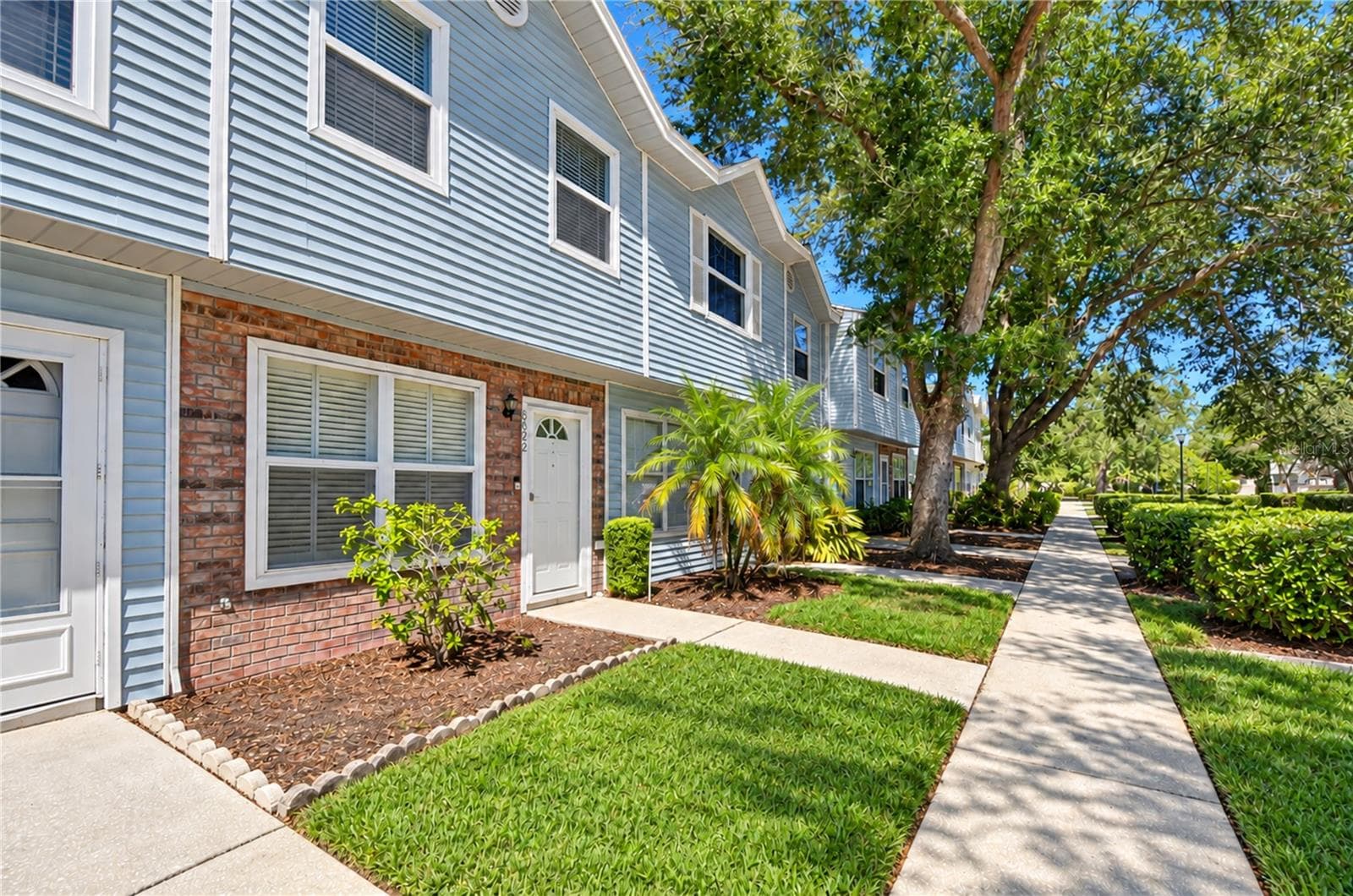Townhouse at 8622 COBBLER PL, TAMPA, photo 5 of 39