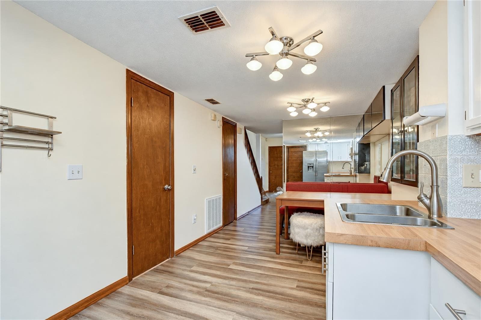 Townhouse at 8622 COBBLER PL, TAMPA, photo 17 of 39