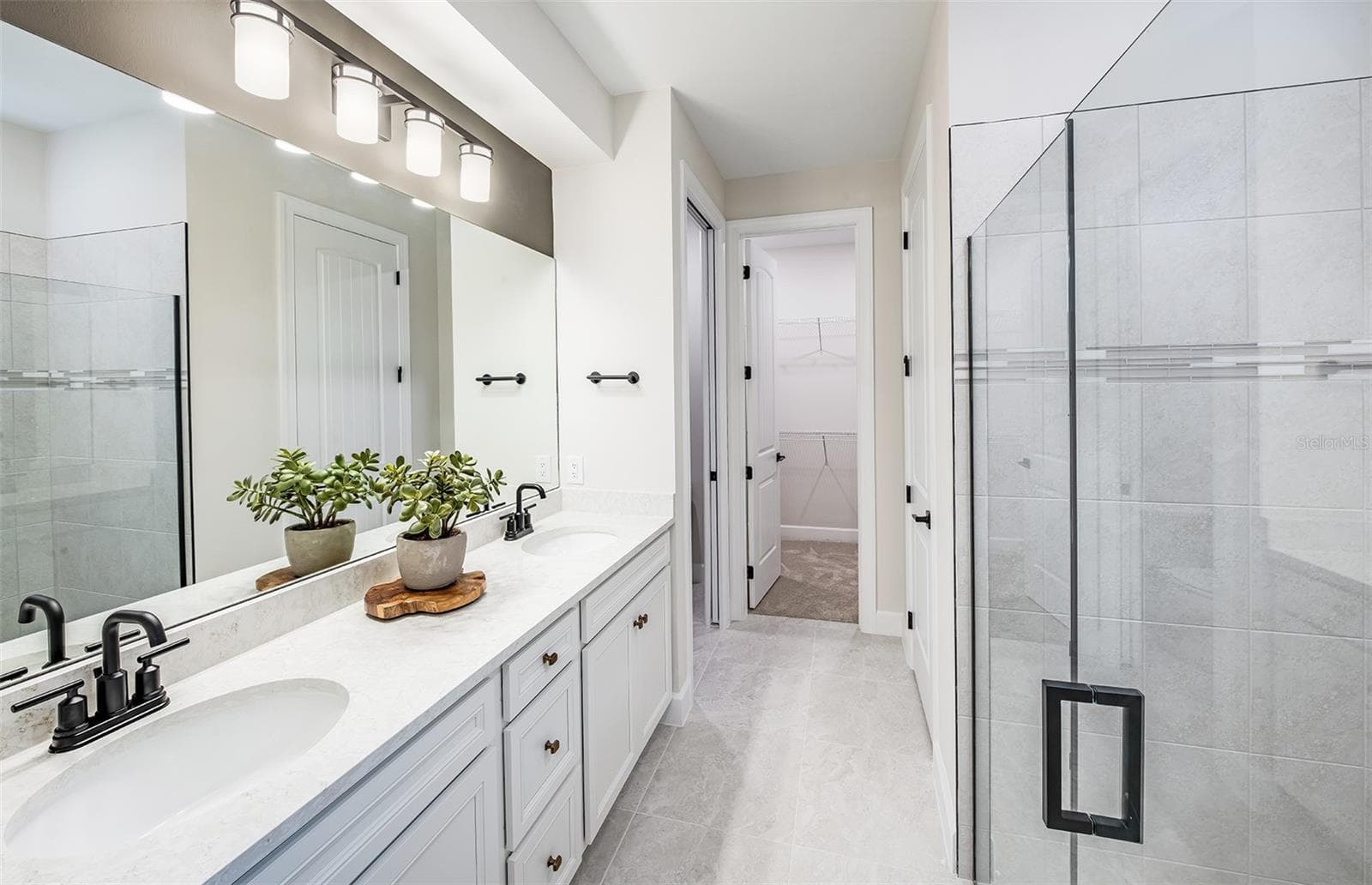Whitestone model representation. - 17045 MOONFLOWER DR, VENICE