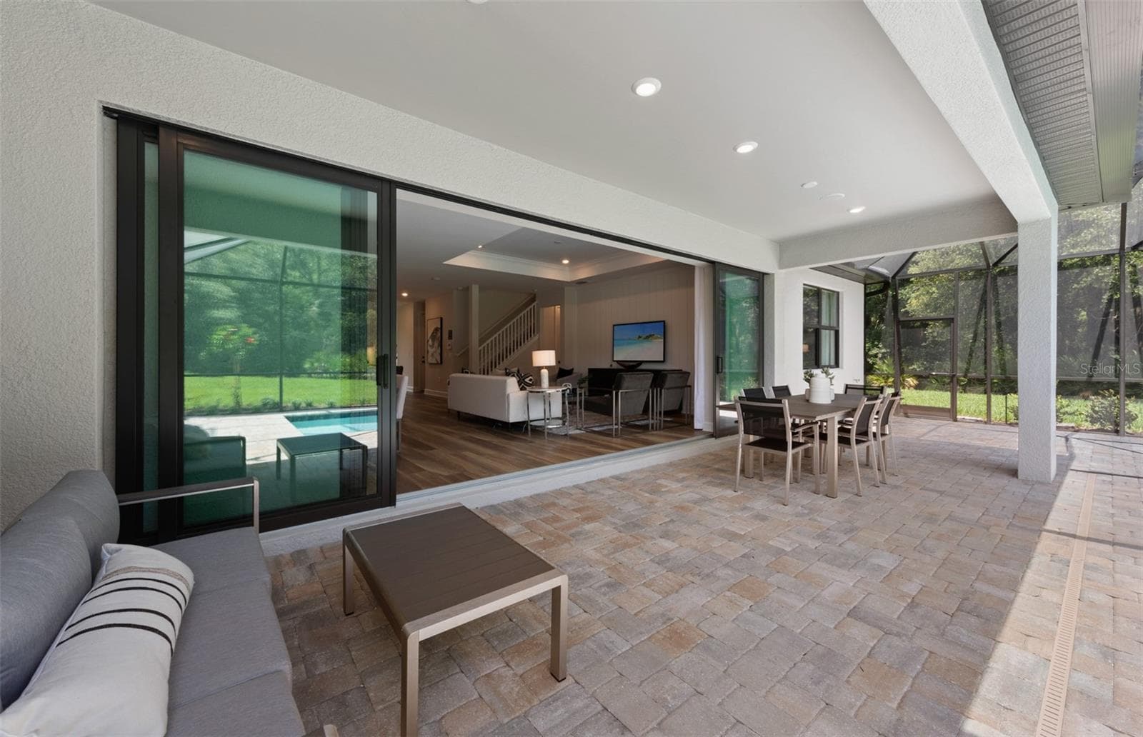 Single Family Residence at 17045 MOONFLOWER DR, VENICE, photo 19 of 22