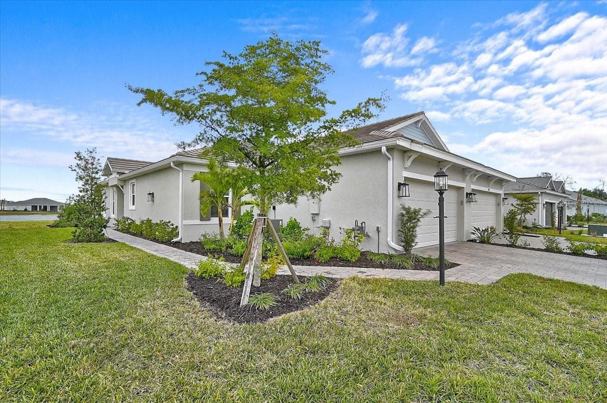 Villa at 7782 WANING MOON WAY, SARASOTA, photo 2 of 66