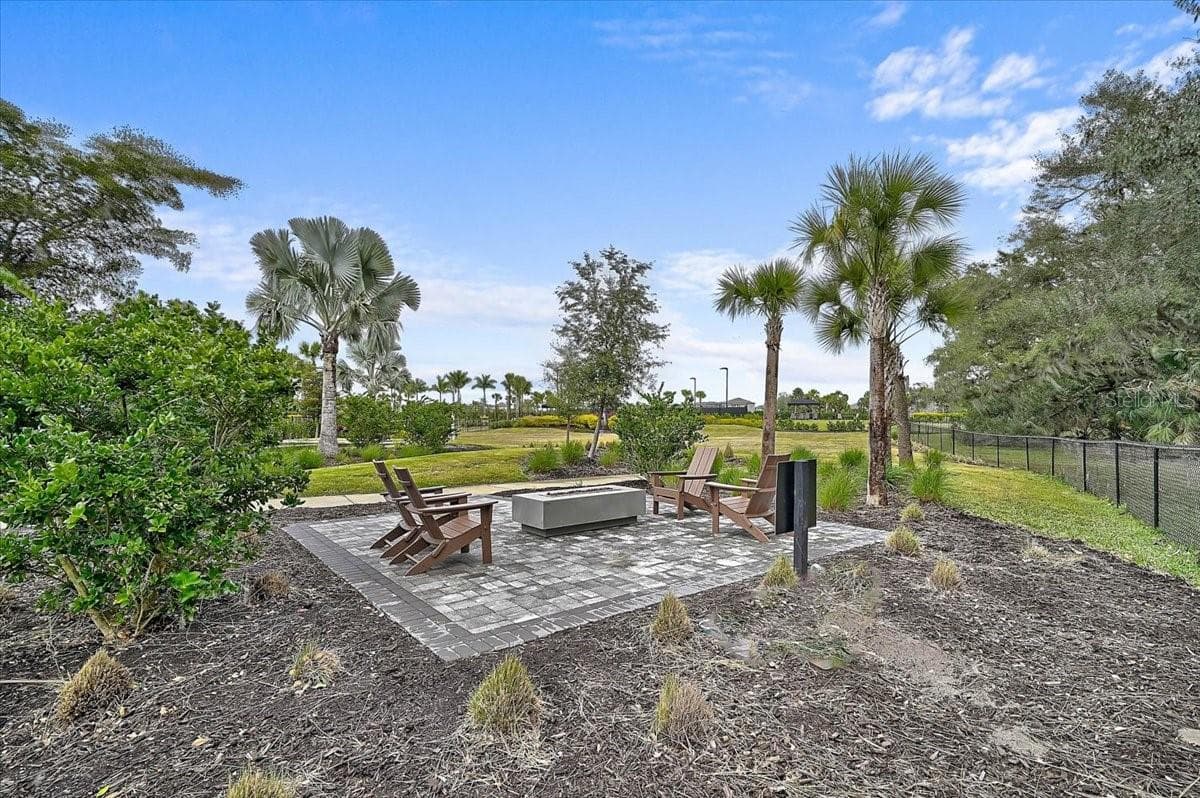 Villa at 7782 WANING MOON WAY, SARASOTA, photo 30 of 66