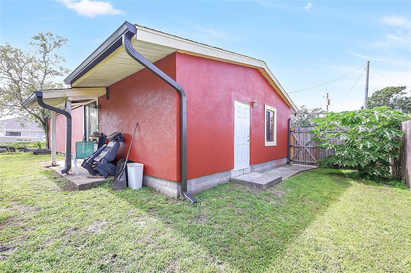 Single Family Residence at 21 S PALM AVE, KISSIMMEE, photo 14 of 22