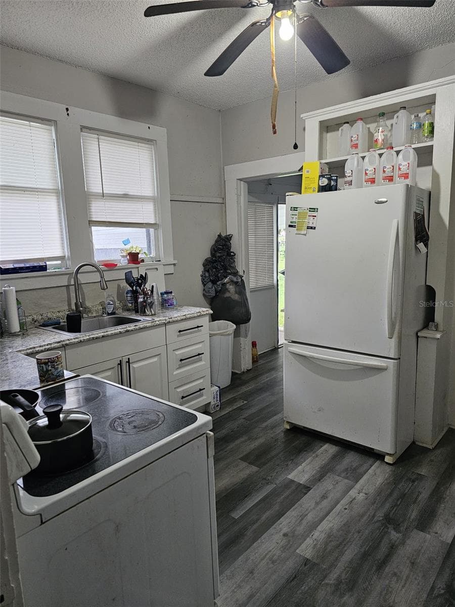 Single Family Residence at 619 NE 8TH AVE, OCALA, photo 6 of 13