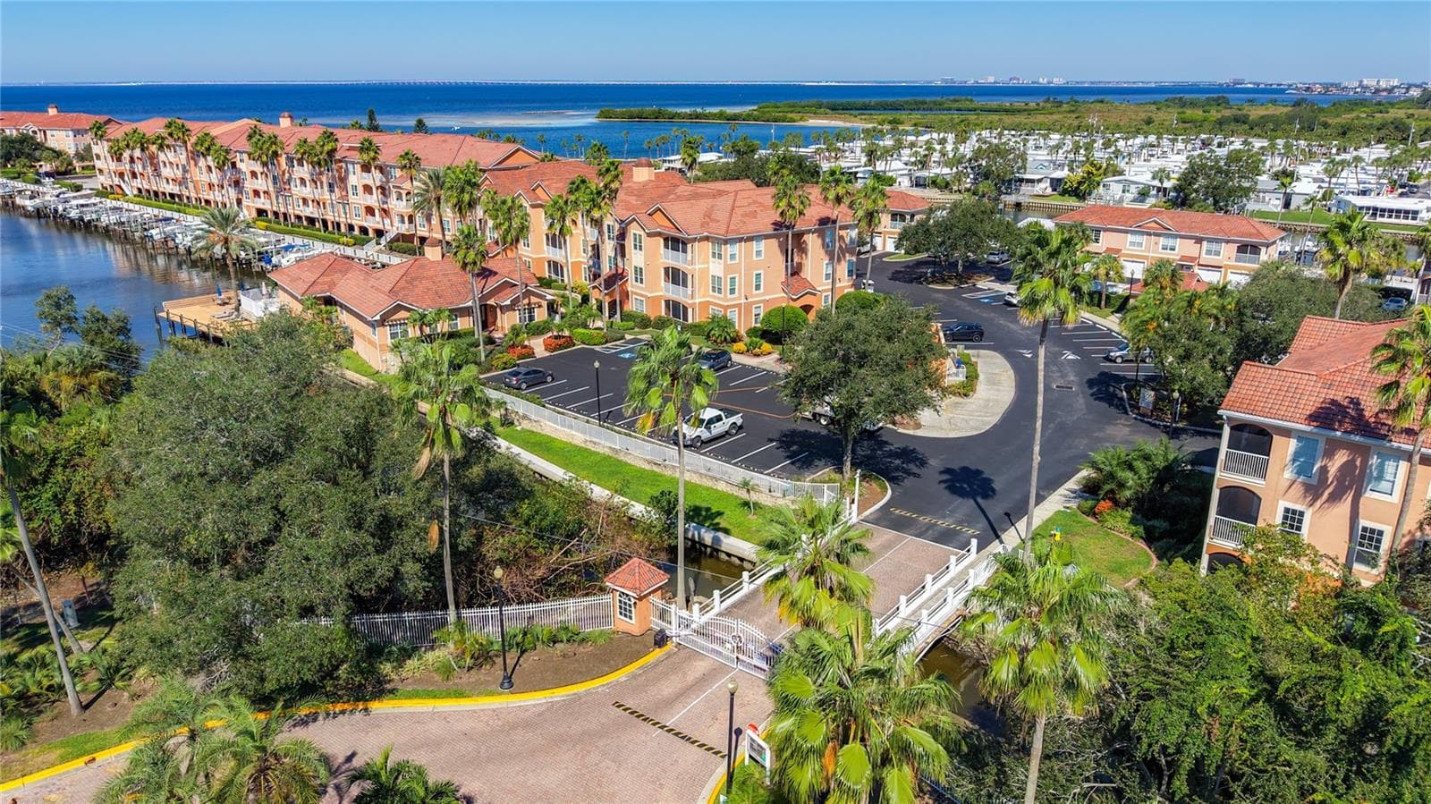 Condominium at 5000 CULBREATH KEY WAY #8-207, TAMPA, photo 2 of 67