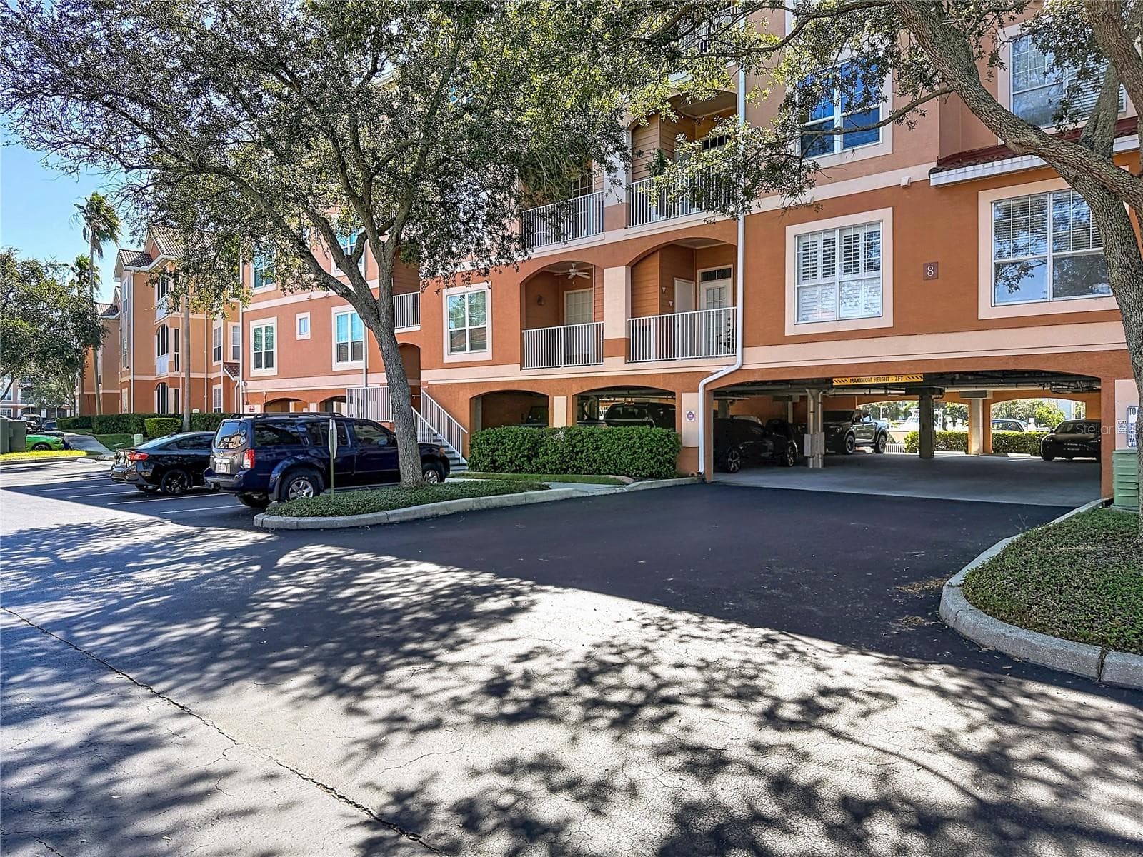 Condominium at 5000 CULBREATH KEY WAY #8-207, TAMPA, photo 9 of 67