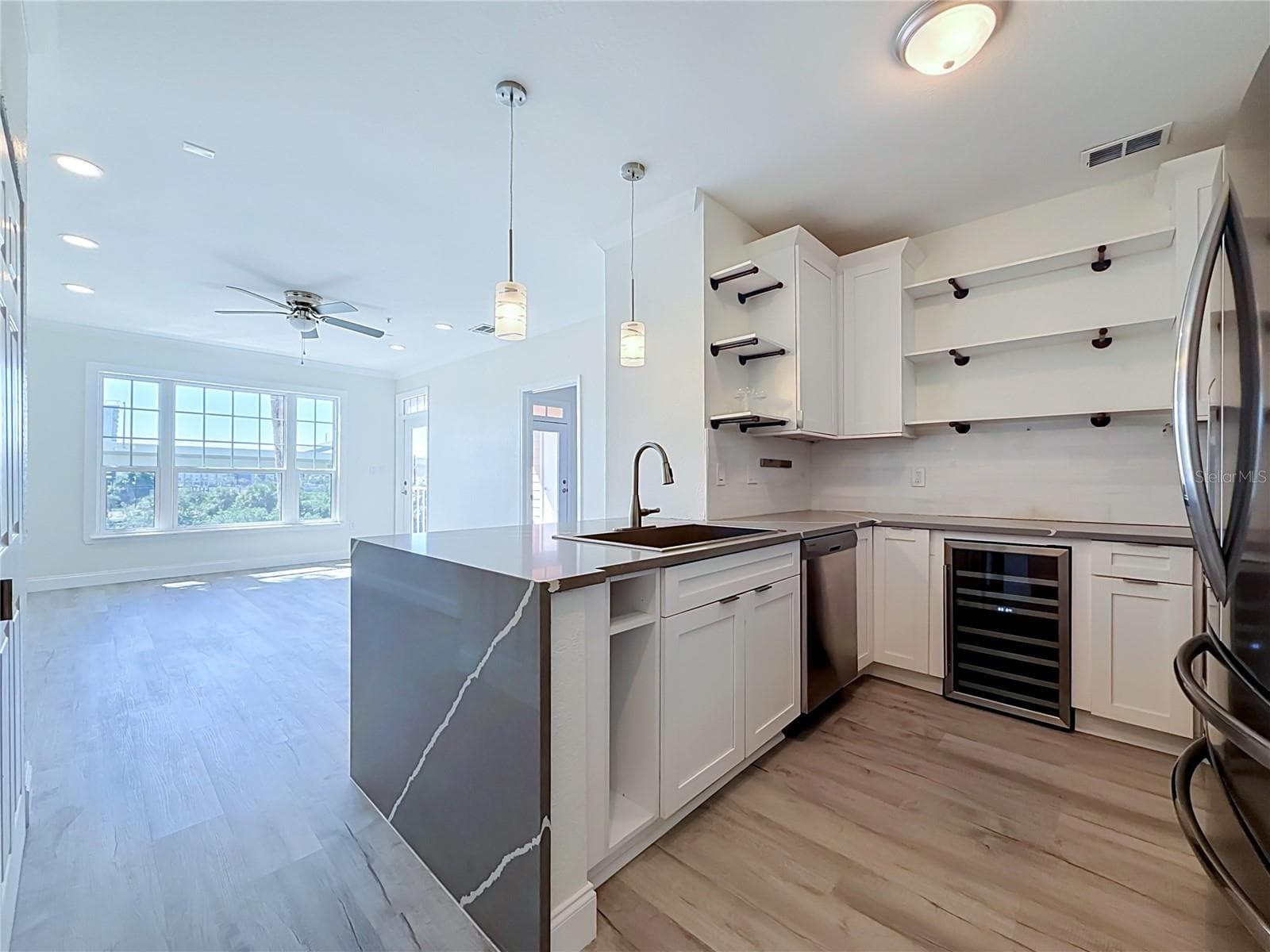 Condominium at 5000 CULBREATH KEY WAY #8-207, TAMPA, photo 10 of 67