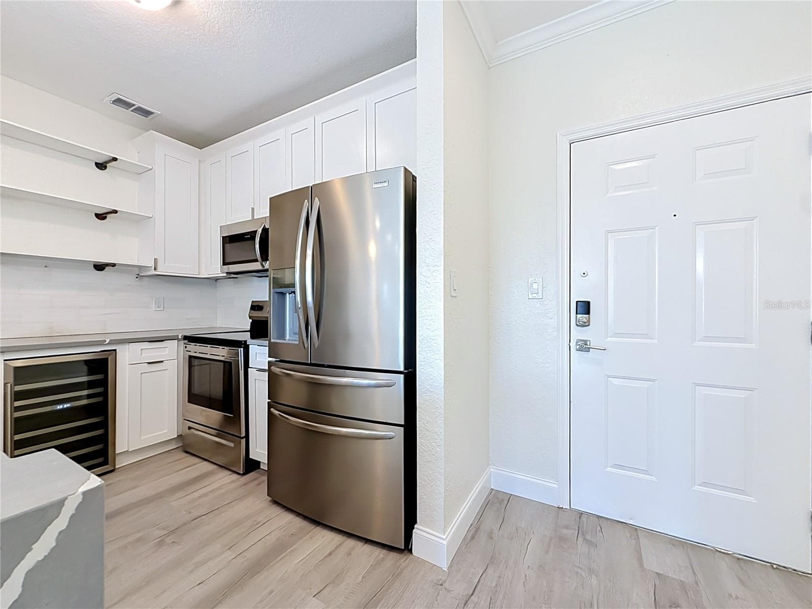 Condominium at 5000 CULBREATH KEY WAY #8-207, TAMPA, photo 12 of 67