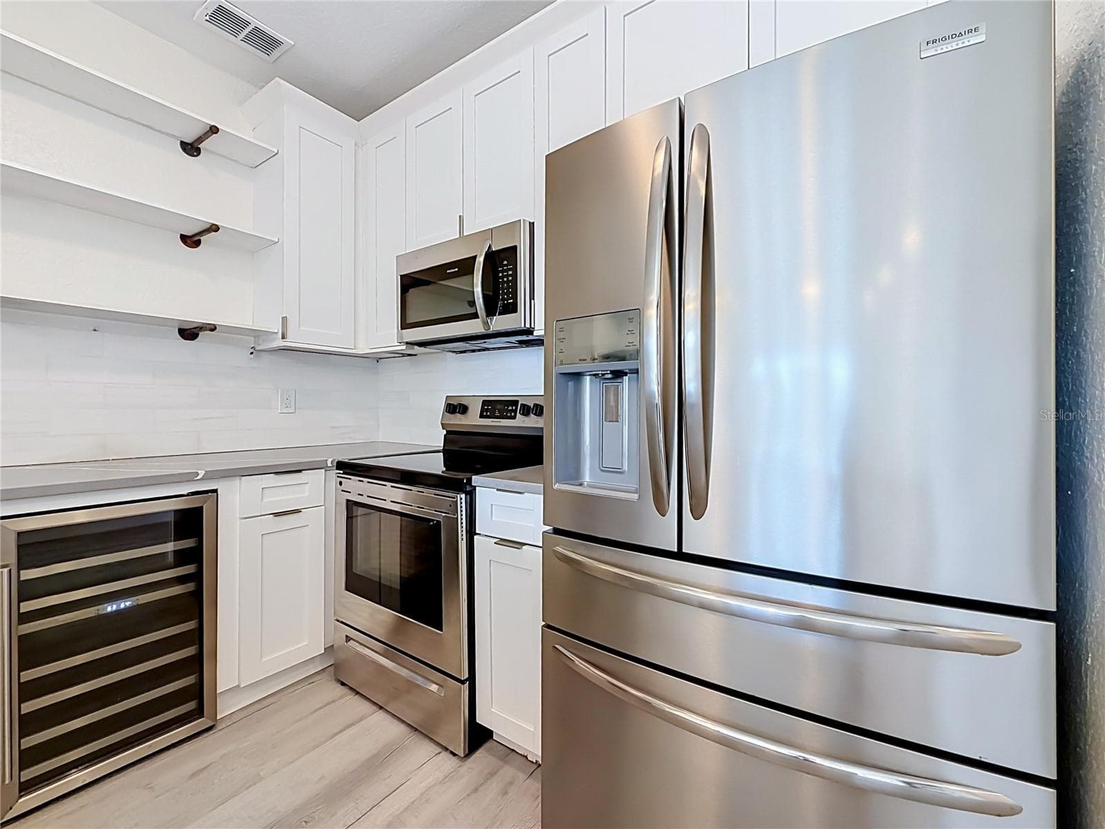 Condominium at 5000 CULBREATH KEY WAY #8-207, TAMPA, photo 13 of 67