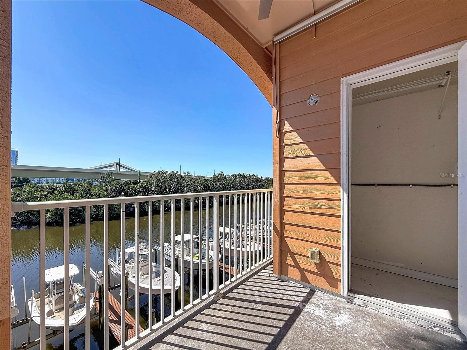 Condominium at 5000 CULBREATH KEY WAY #8-207, TAMPA, photo 43 of 67