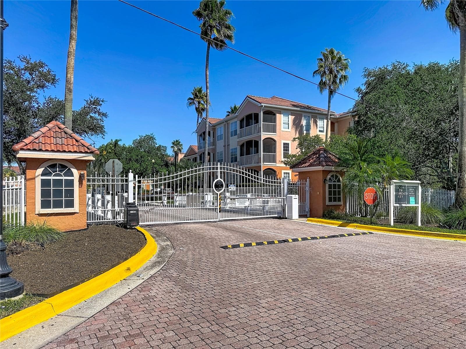 Condominium at 5000 CULBREATH KEY WAY #8-207, TAMPA, photo 52 of 67