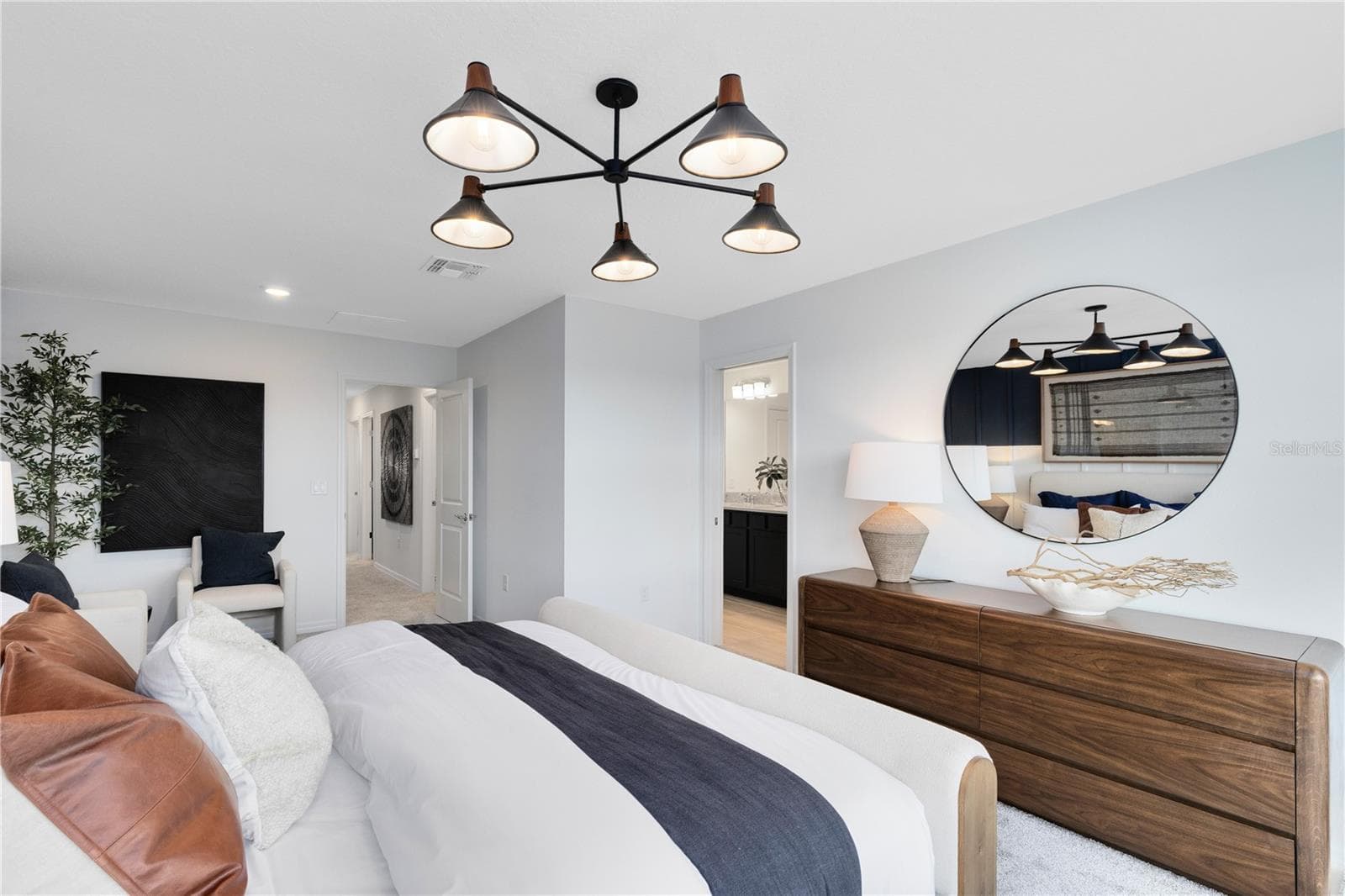 Model Home Design Only. Pictures and furnishings are for illustrative purposes only. Elevations, colors and options may vary. Furniture is for model home staging only. - 4528 ORCHARD VIEW ALLEY, CLERMONT