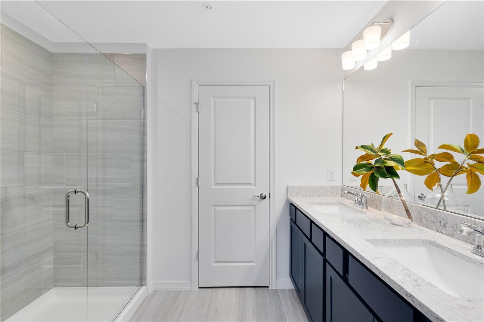 Model Home Design Only. Pictures and furnishings are for illustrative purposes only. Elevations, colors and options may vary. Furniture is for model home staging only. - 4528 ORCHARD VIEW ALLEY, CLERMONT
