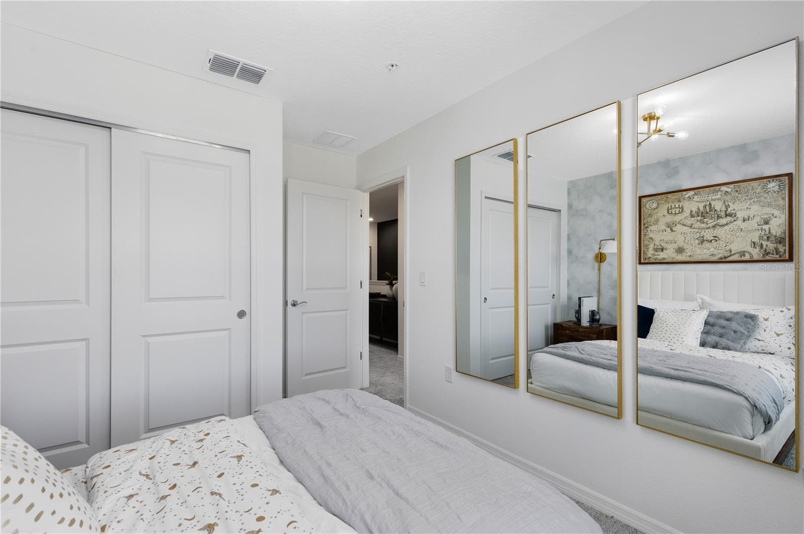 Model Home Design Only. Pictures and furnishings are for illustrative purposes only. Elevations, colors and options may vary. Furniture is for model home staging only. - 4528 ORCHARD VIEW ALLEY, CLERMONT