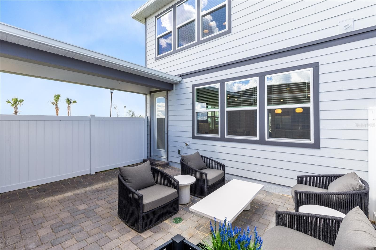 Model Home Design Only. Pictures and furnishings are for illustrative purposes only. Elevations, colors and options may vary. Furniture is for model home staging only. - 4528 ORCHARD VIEW ALLEY, CLERMONT