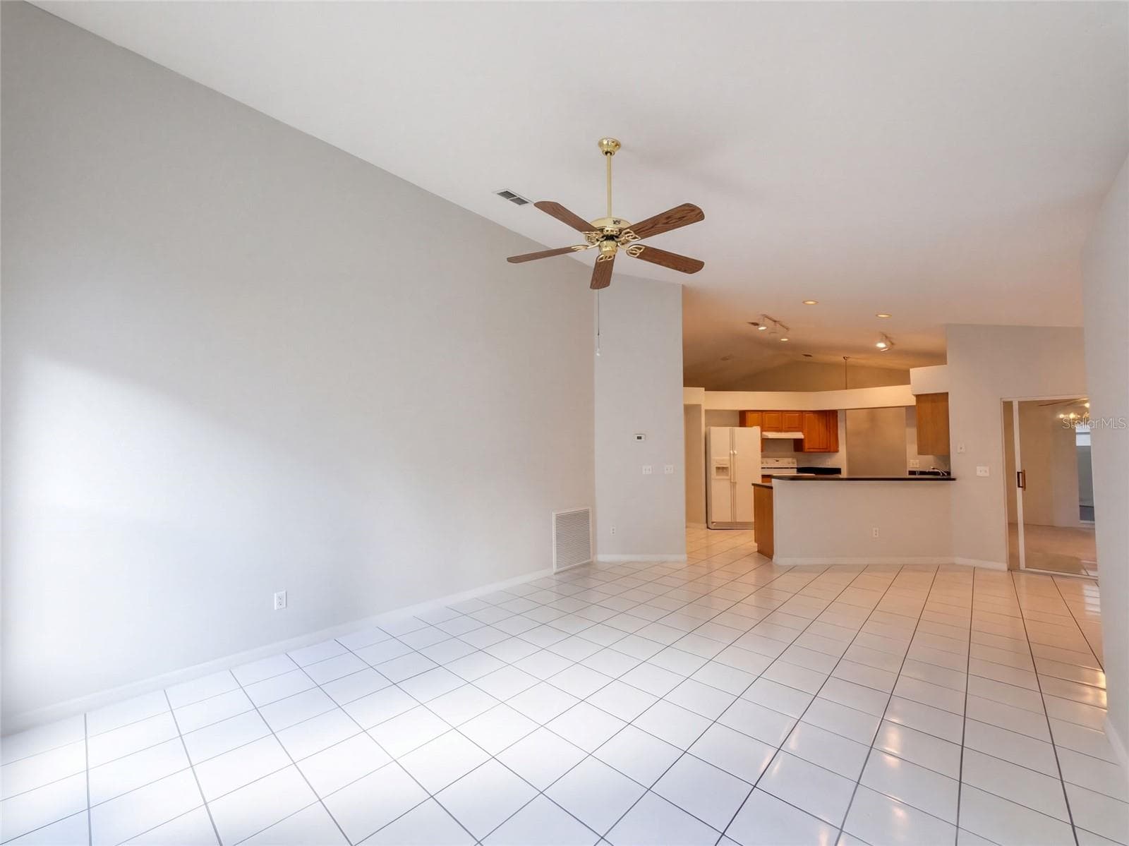 Single Family Residence at 11535 CLAIR PL, CLERMONT, photo 12 of 25