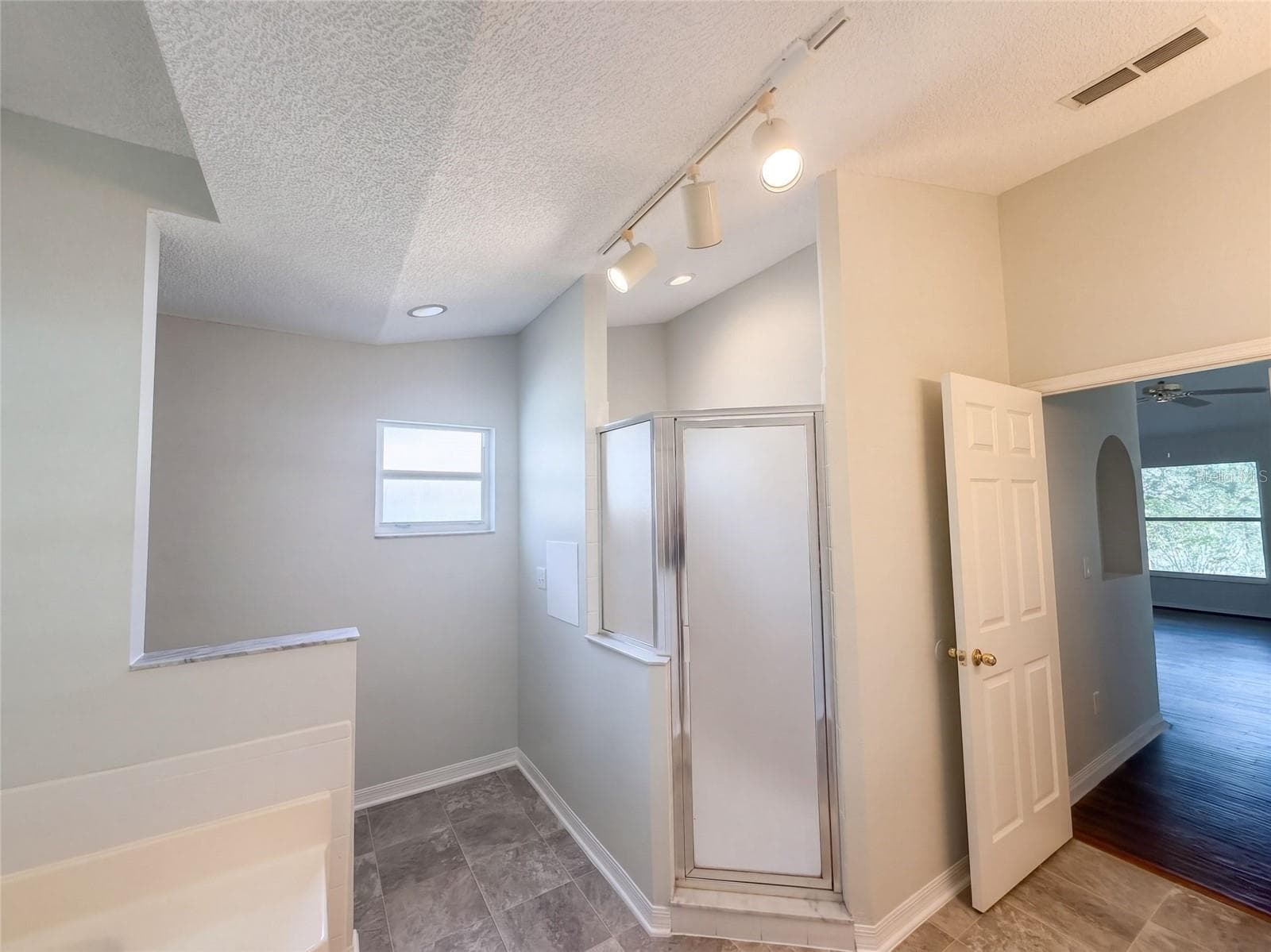 Single Family Residence at 11535 CLAIR PL, CLERMONT, photo 15 of 25