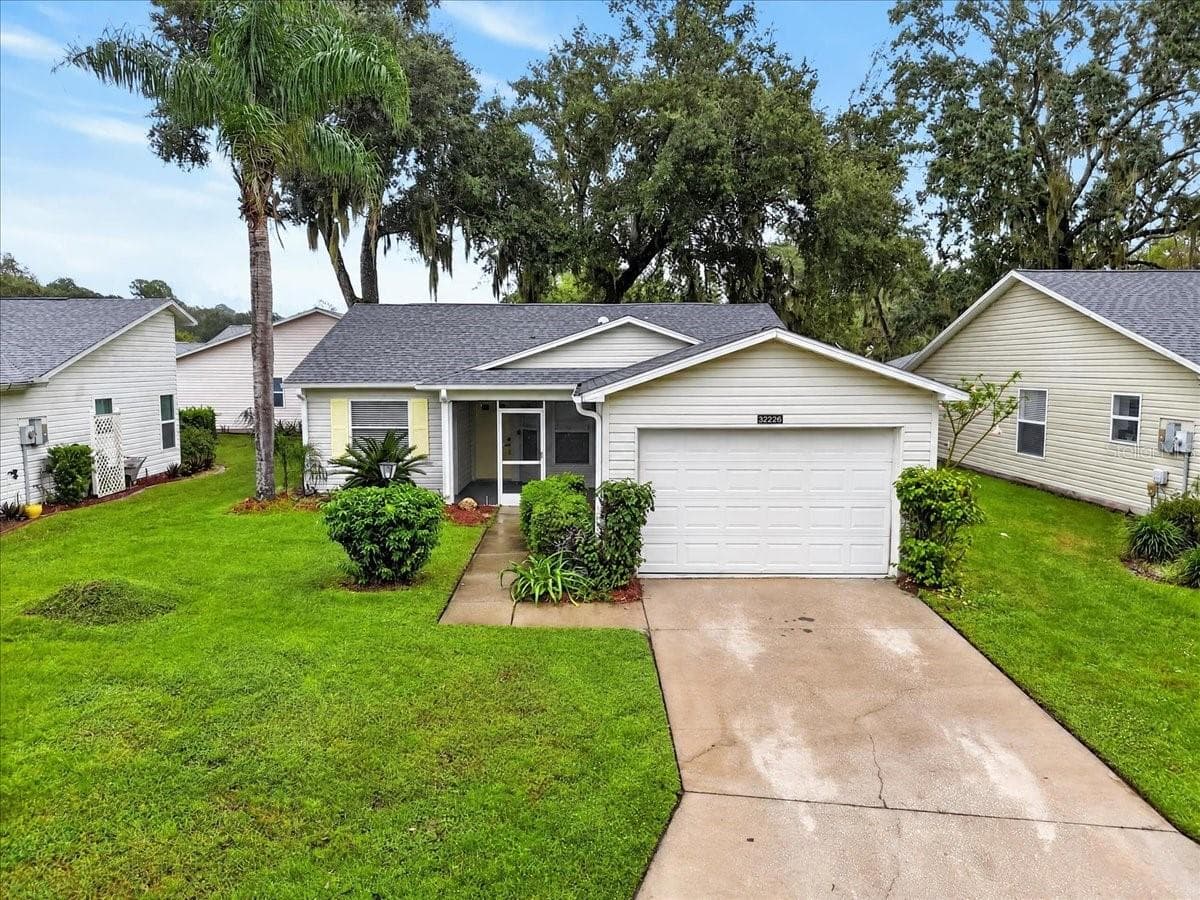 32226 SUMMERTREE CIR