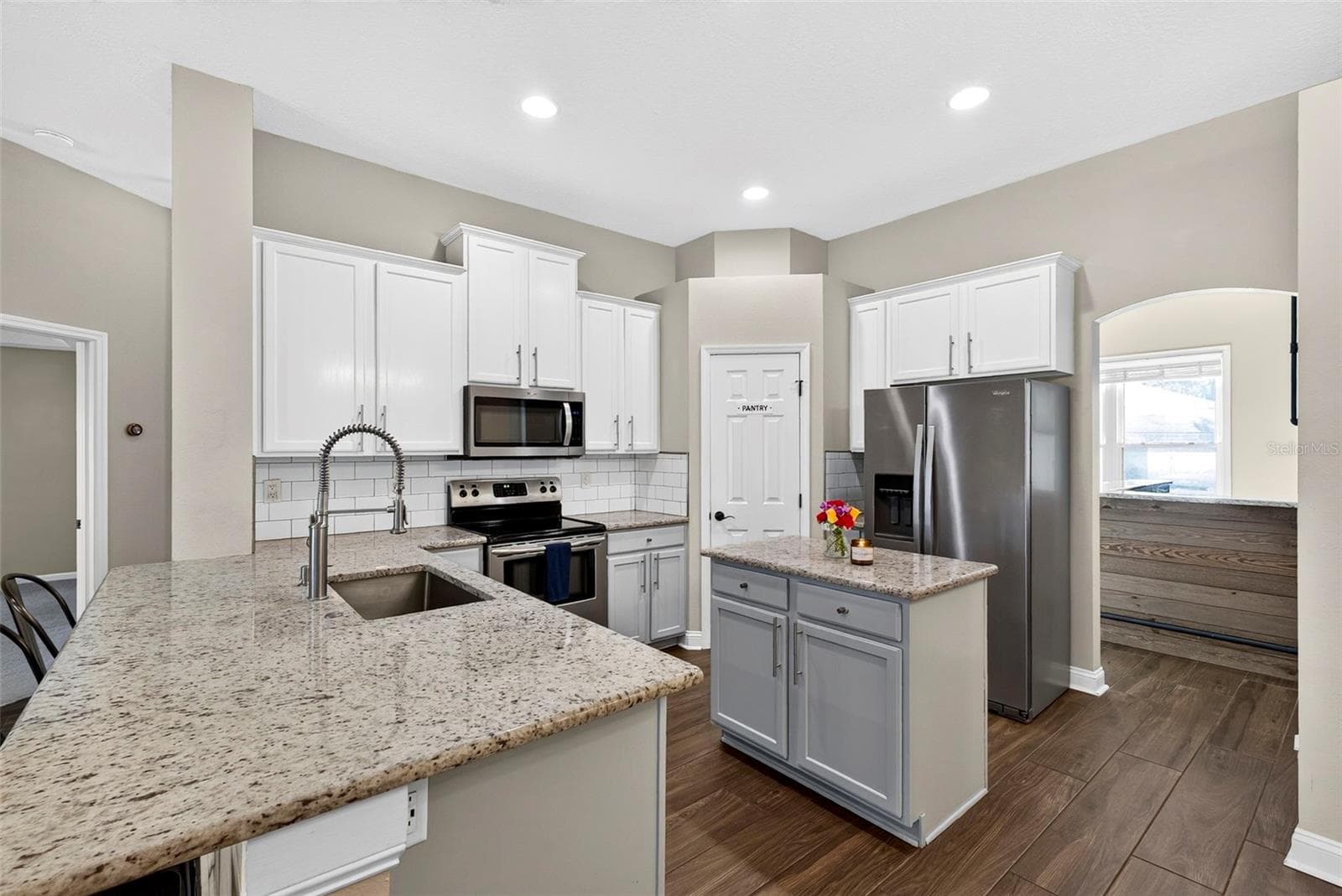 Kitchen - 4683 ILAH RD N, JACKSONVILLE