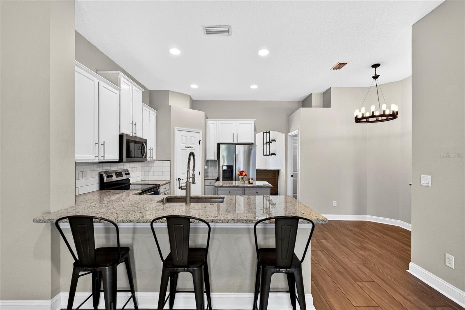 Single Family Residence at 4683 ILAH RD N, JACKSONVILLE, photo 9 of 37