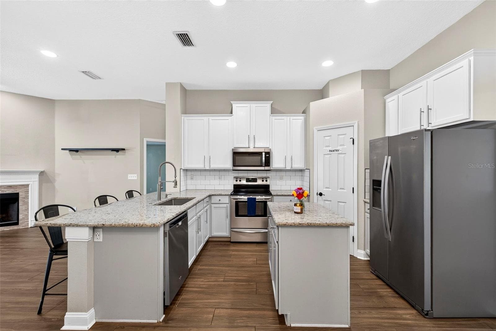 Single Family Residence at 4683 ILAH RD N, JACKSONVILLE, photo 10 of 37