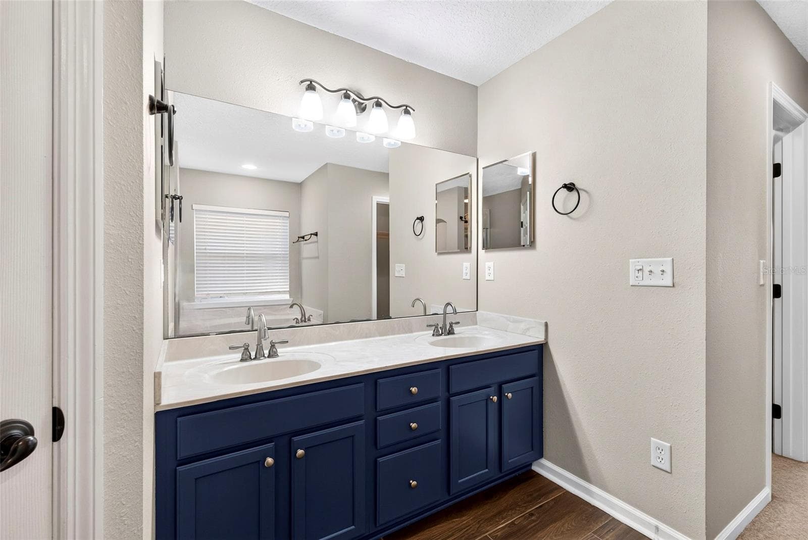 Primary Bath - 4683 ILAH RD N, JACKSONVILLE