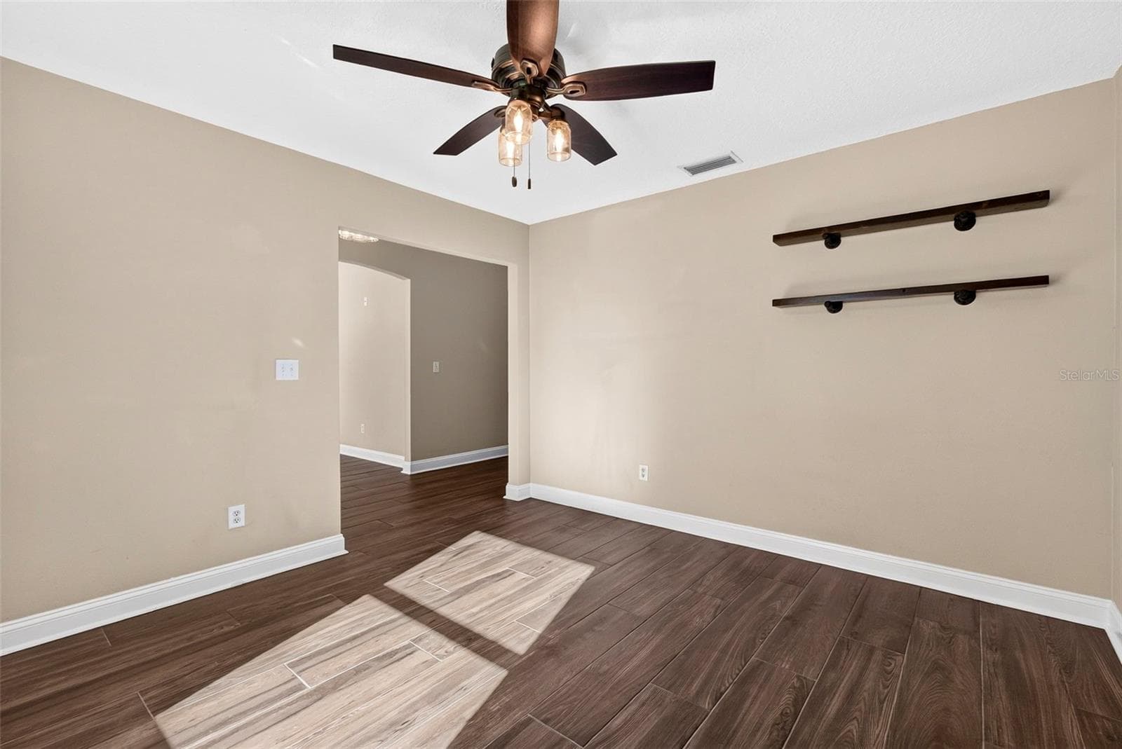 Office or Dining Room - 4683 ILAH RD N, JACKSONVILLE
