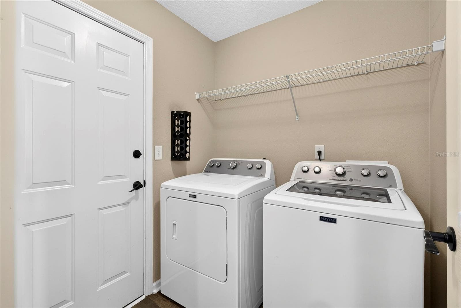 Inside Laundry Room - 4683 ILAH RD N, JACKSONVILLE