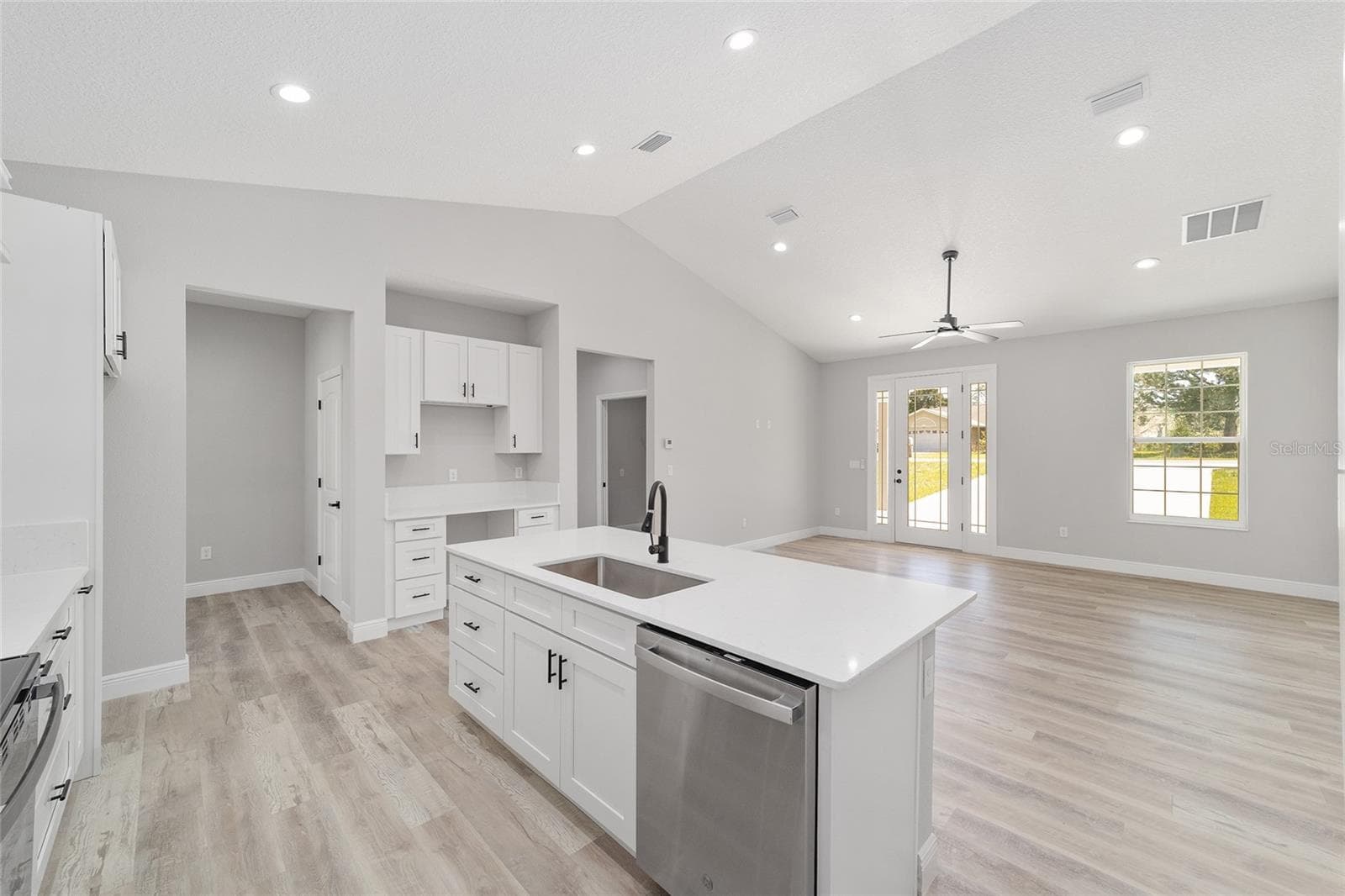 KITCHEN - 760 NE 152ND TER, WILLISTON