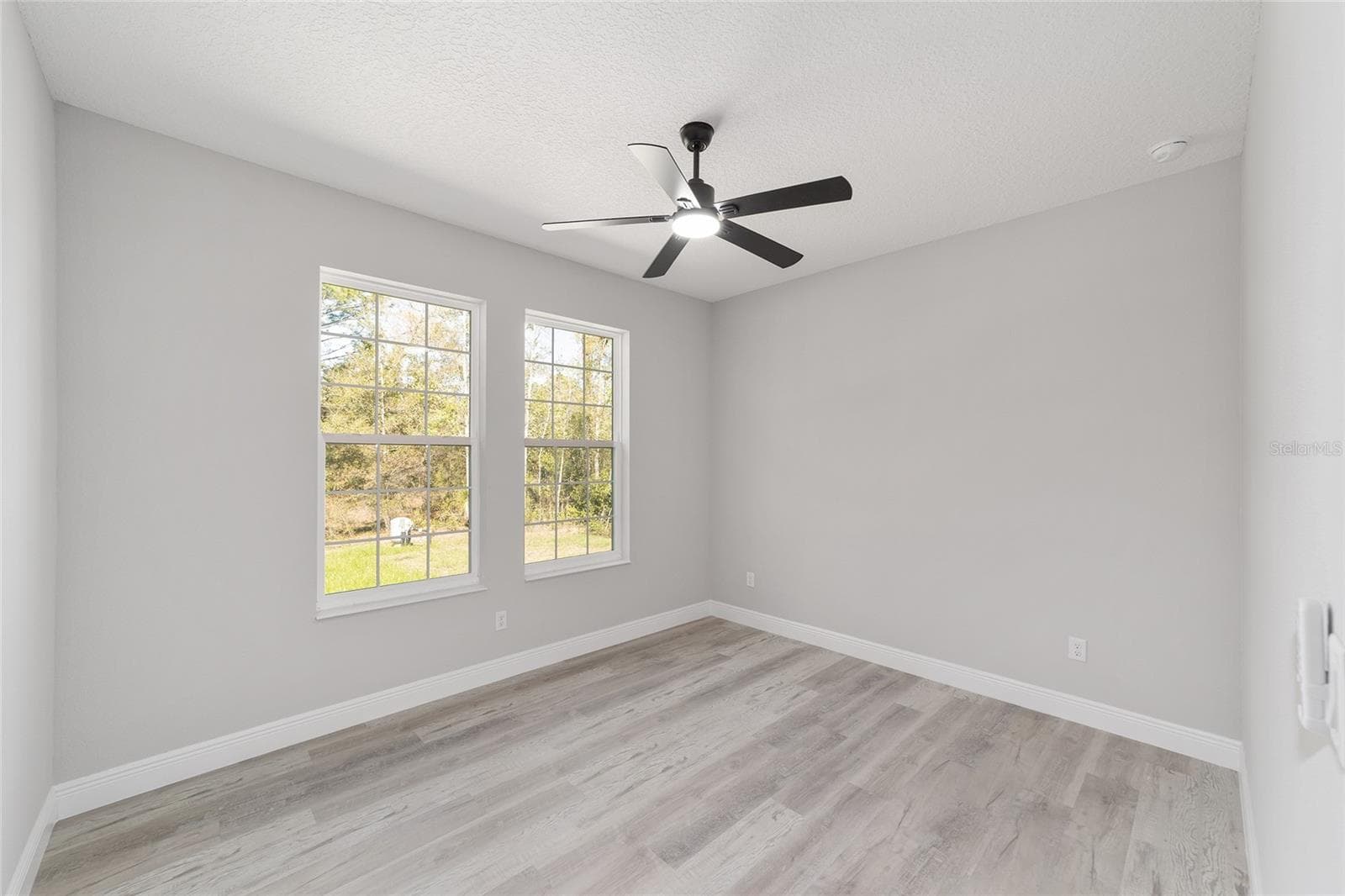 2ND BEDROOM - 760 NE 152ND TER, WILLISTON