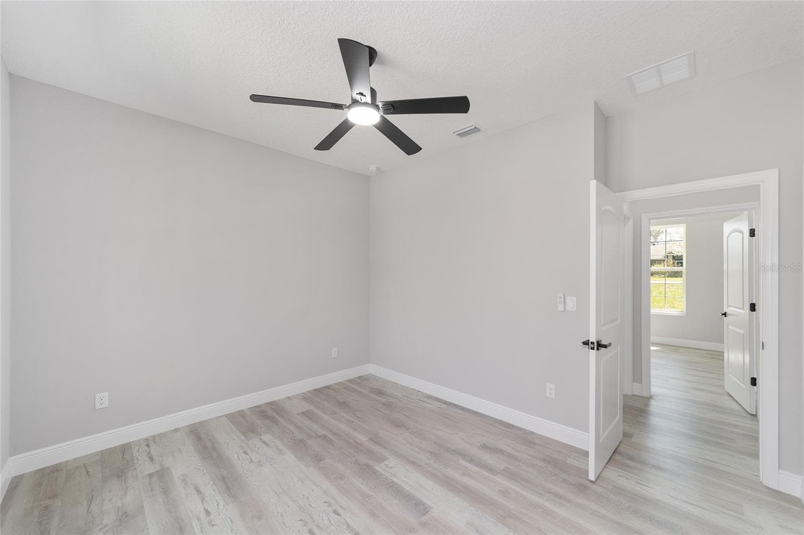 2ND BEDROOM - 760 NE 152ND TER, WILLISTON