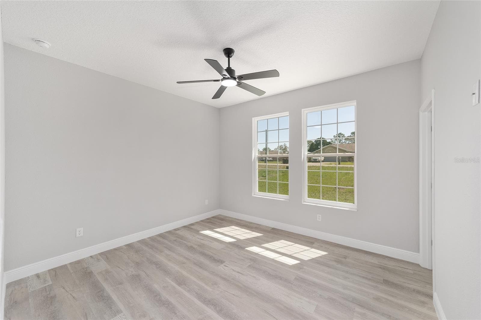 3RD BEDROOM - 760 NE 152ND TER, WILLISTON