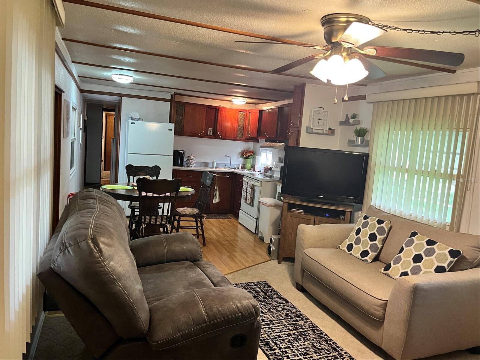 Mobile Home at 5316 53RD AVE E #I14, BRADENTON, photo 8 of 29