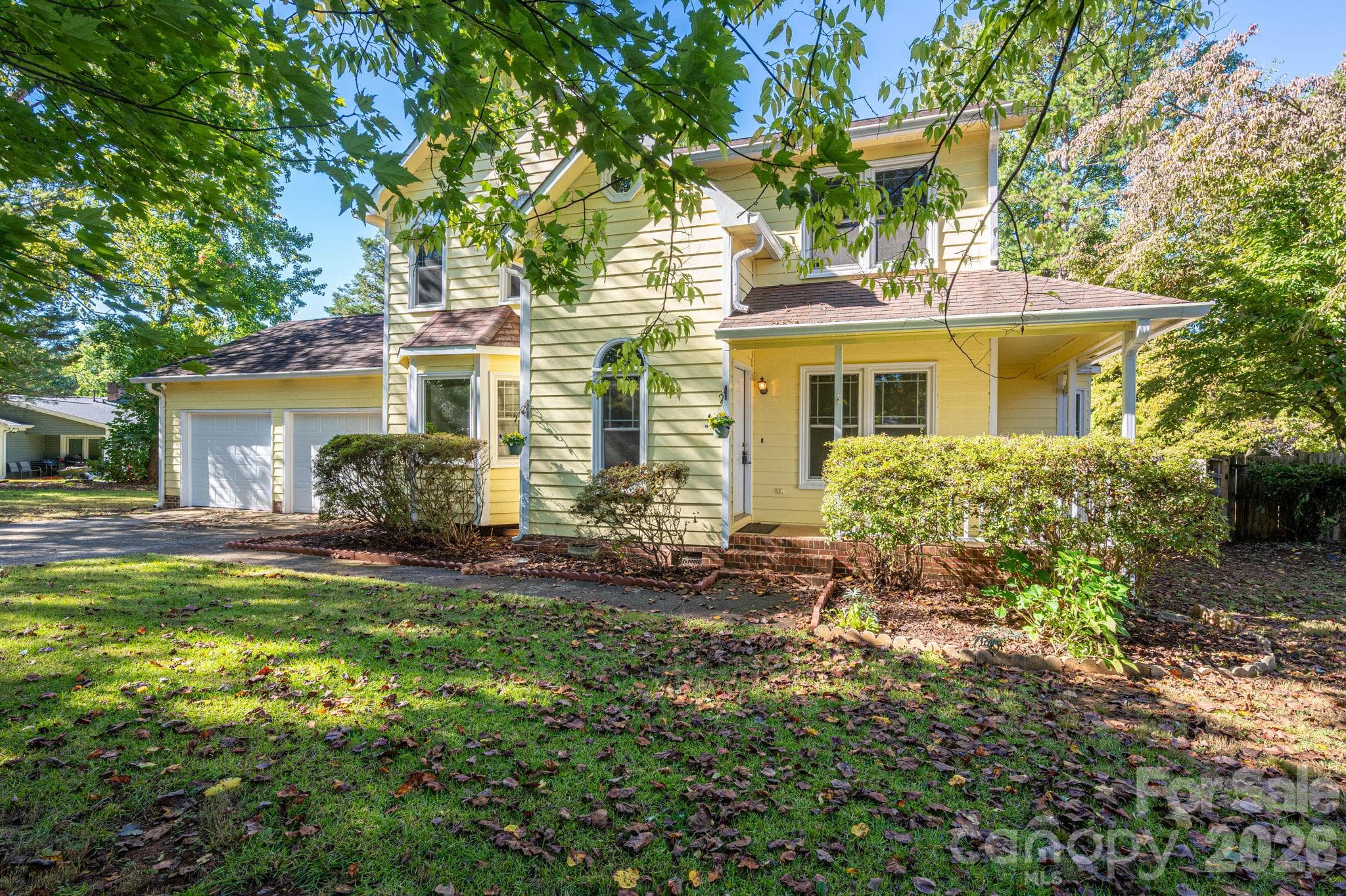Single Family Residence at 111 Smoke Tree Court, Gastonia, photo 2 of 37