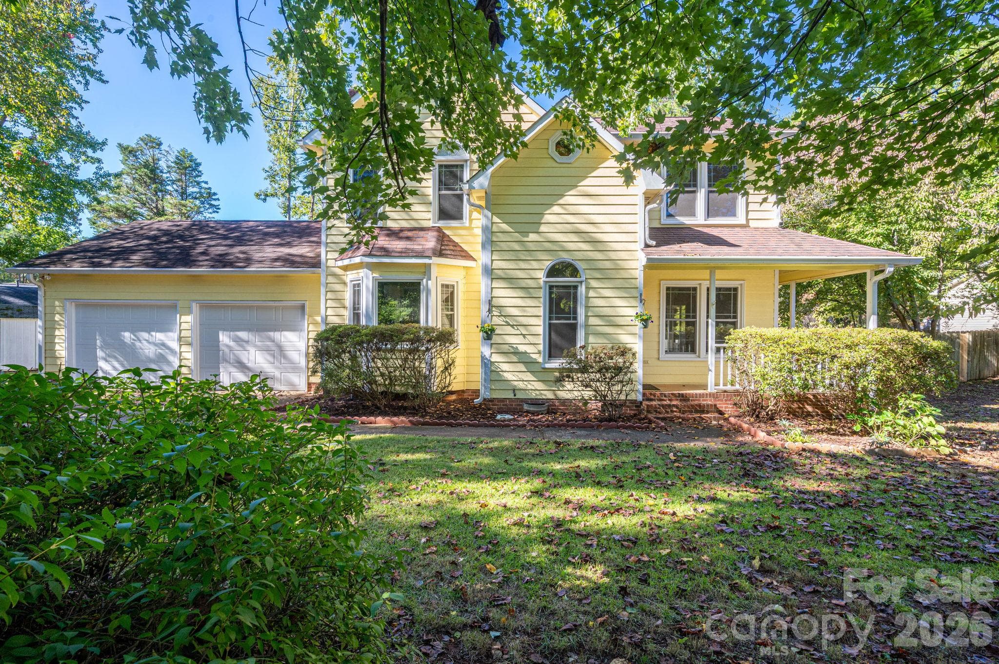 Single Family Residence at 111 Smoke Tree Court, Gastonia, photo 3 of 37