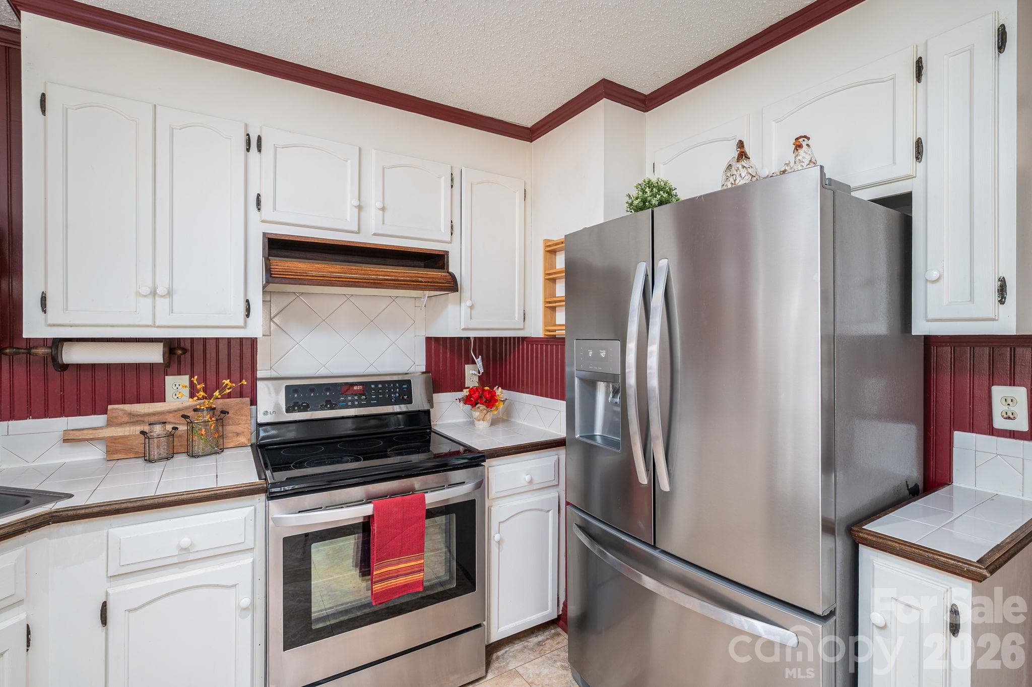 Single Family Residence at 111 Smoke Tree Court, Gastonia, photo 14 of 37