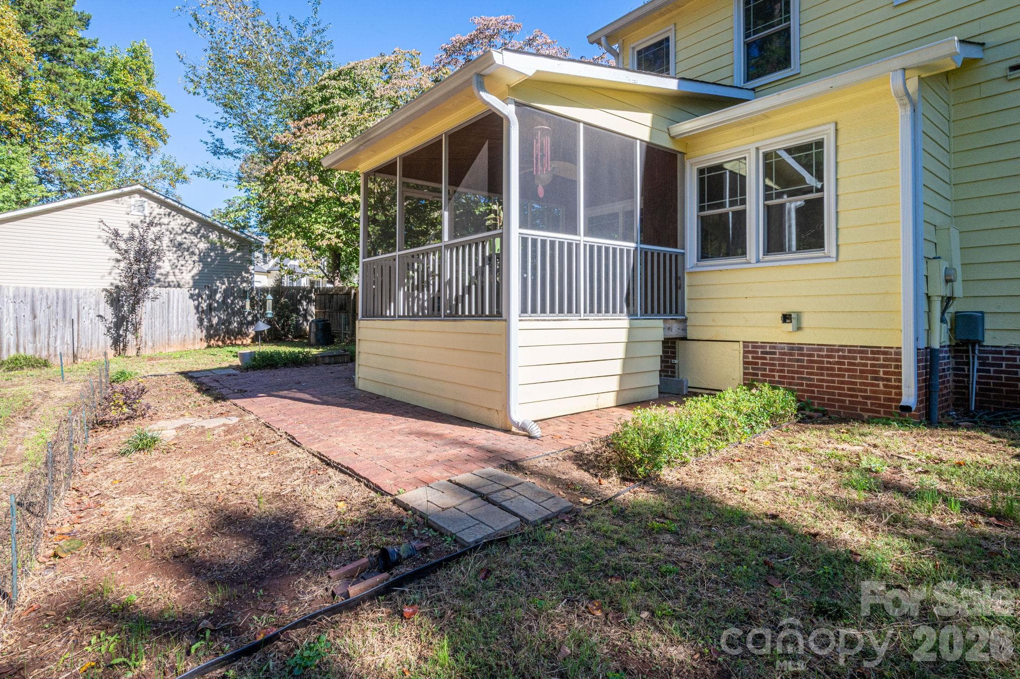 Single Family Residence at 111 Smoke Tree Court, Gastonia, photo 32 of 37