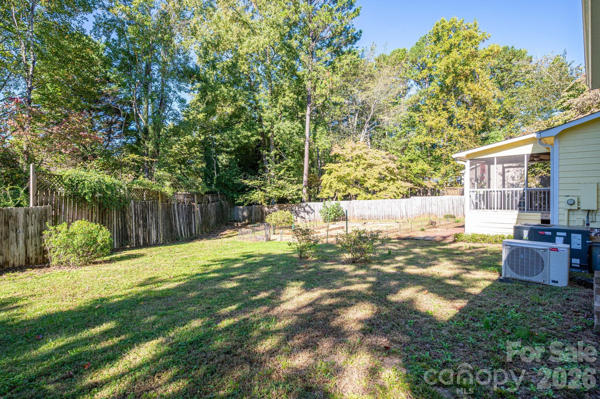 Single Family Residence at 111 Smoke Tree Court, Gastonia, photo 33 of 37