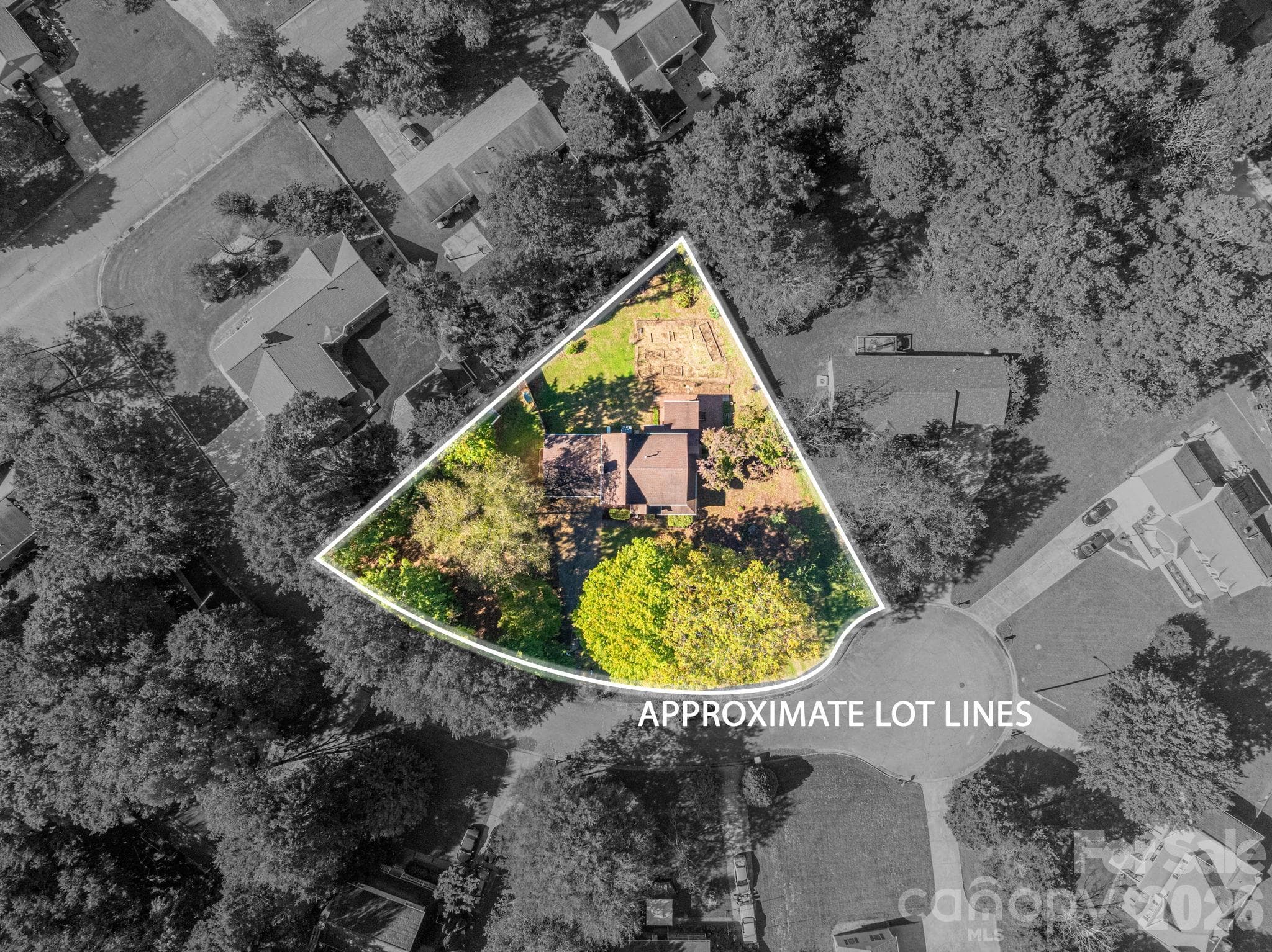 Single Family Residence at 111 Smoke Tree Court, Gastonia, photo 35 of 37