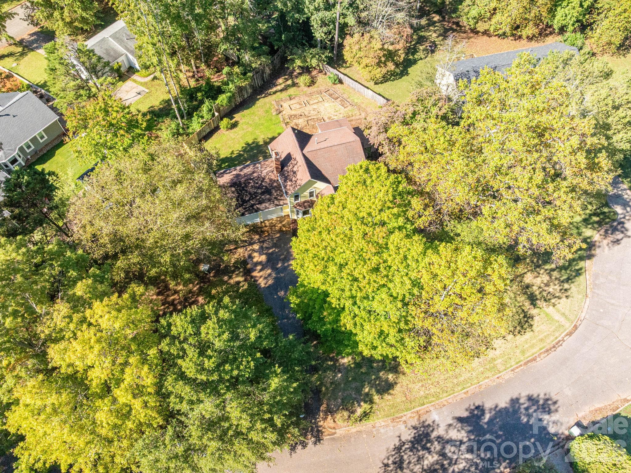 Single Family Residence at 111 Smoke Tree Court, Gastonia, photo 36 of 37