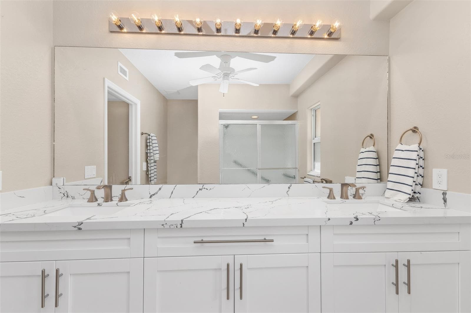 Condominium at 101 N MARION CT #122, PUNTA GORDA, photo 30 of 50