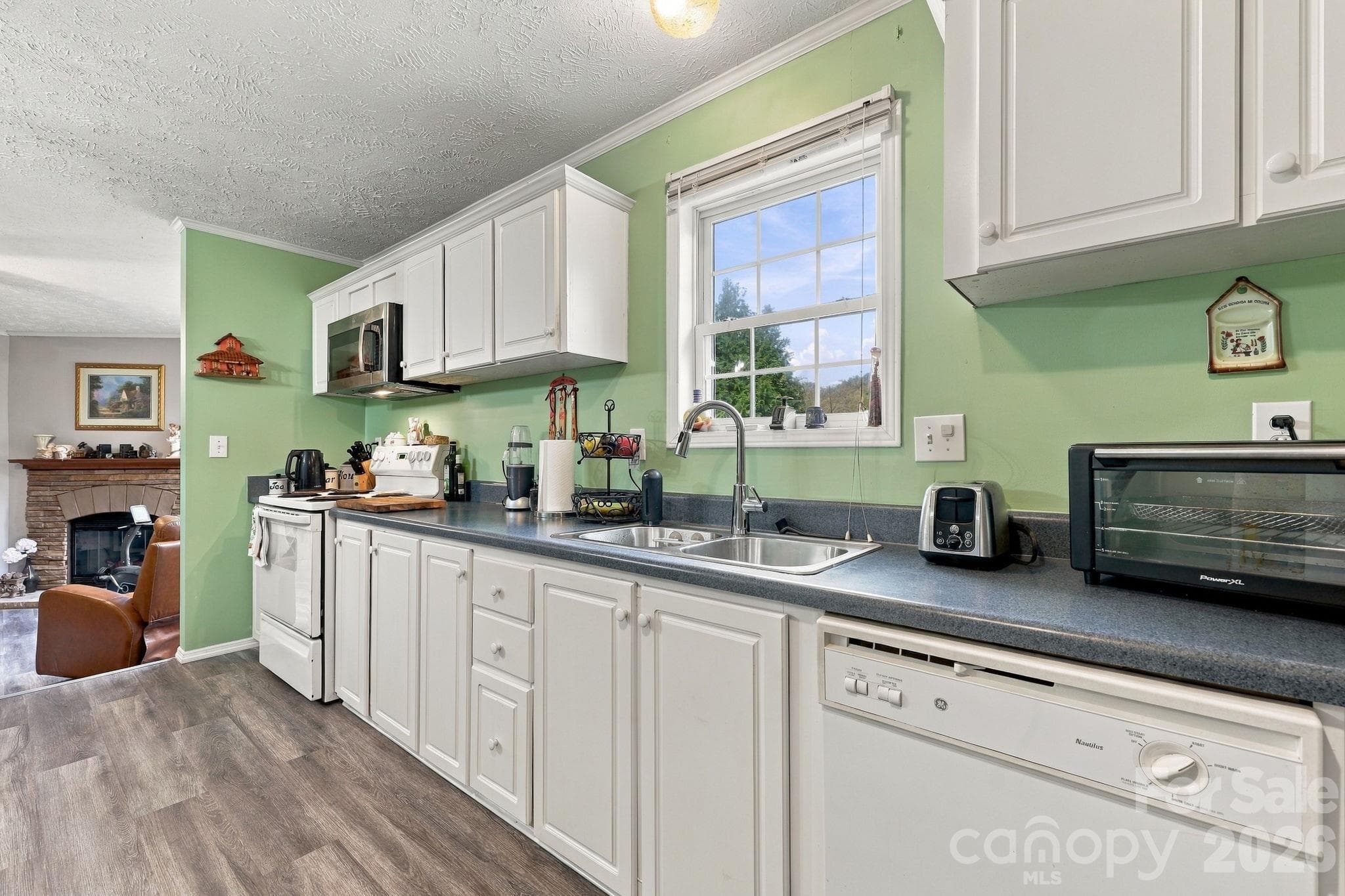 Single Family Residence at 430 Gorman Bridge Road, Asheville, photo 14 of 43