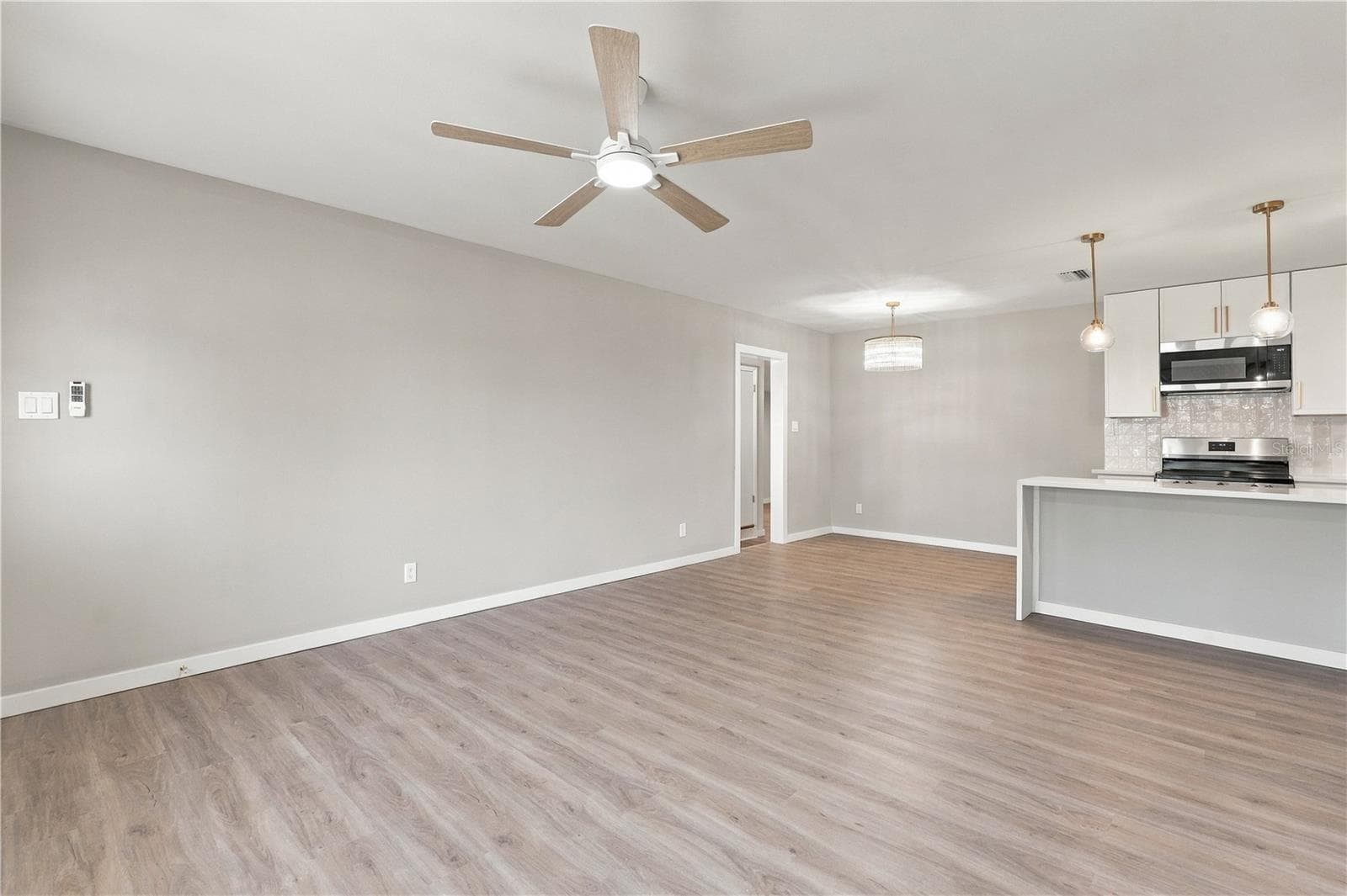 Single Family Residence at 4428 OHIO AVE, TAMPA, photo 4 of 38