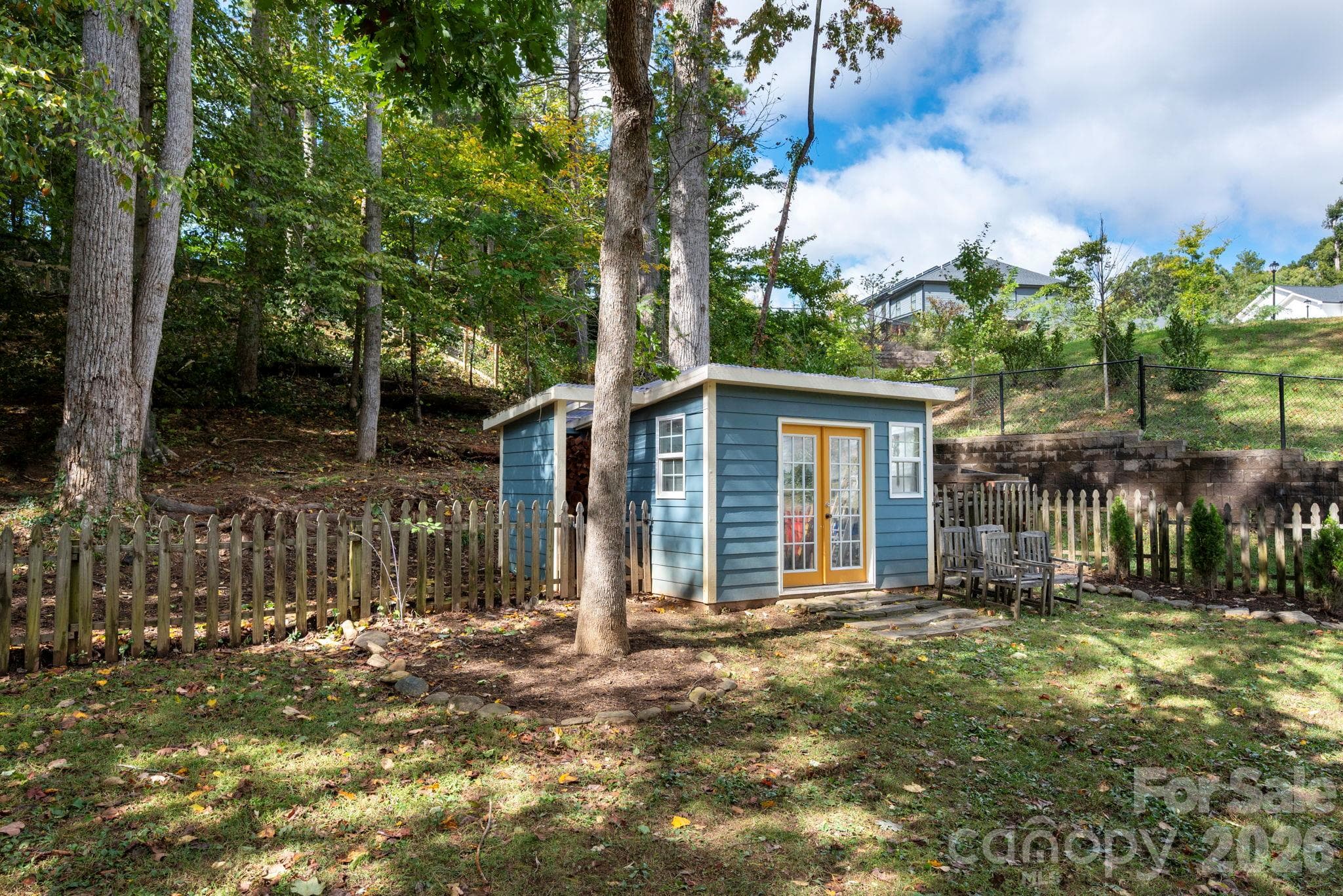 Single Family Residence at 16 Pinecroft Road, Asheville, photo 27 of 31
