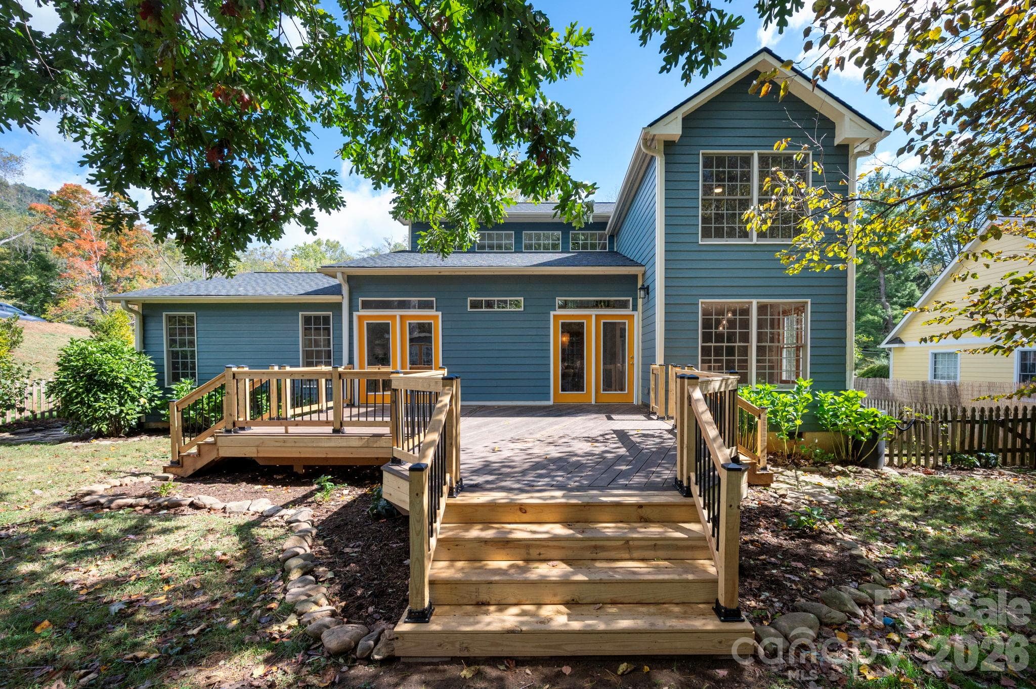 Single Family Residence at 16 Pinecroft Road, Asheville, photo 29 of 31